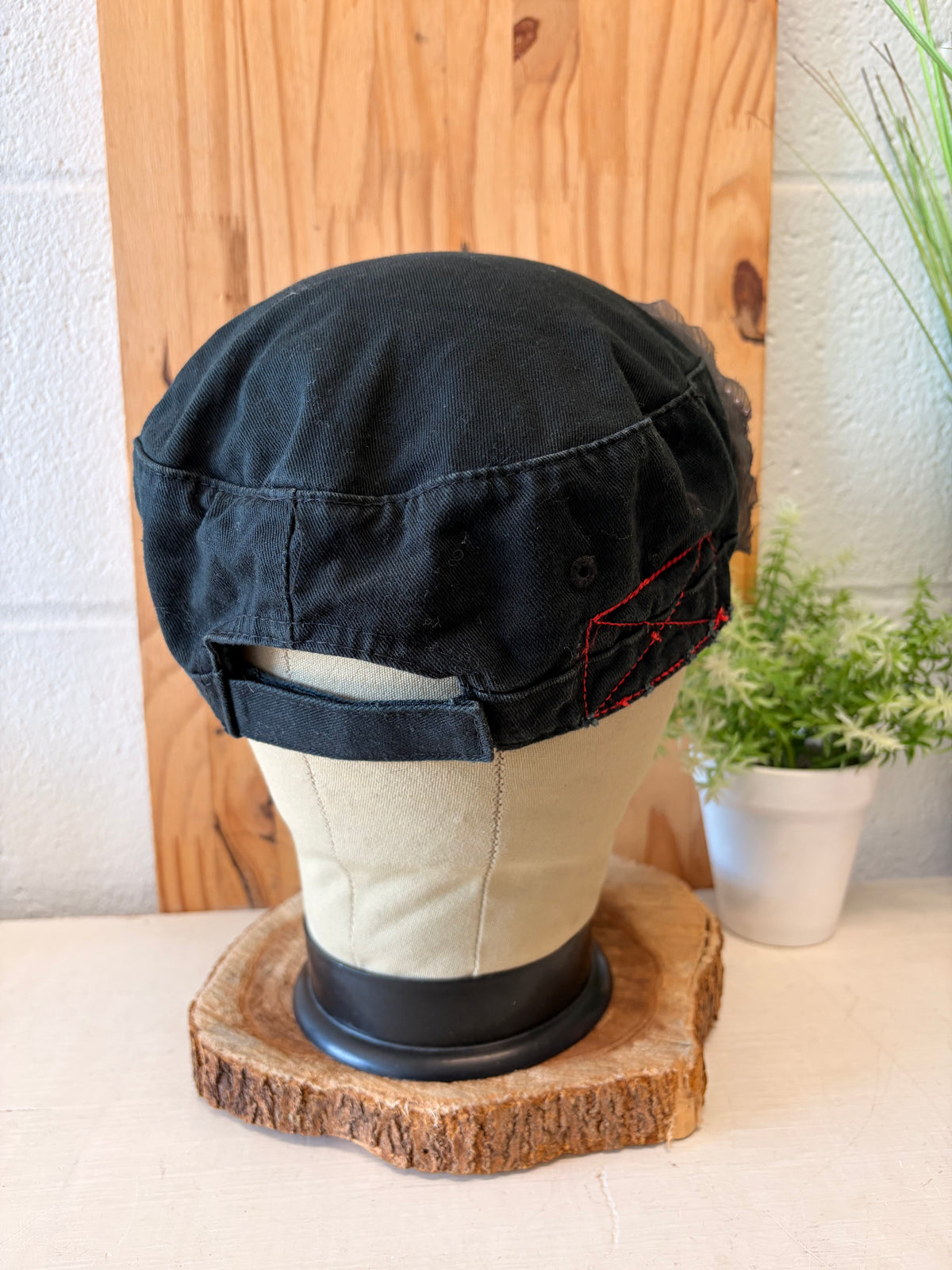 Distressed Beaded Flower Cap : OS