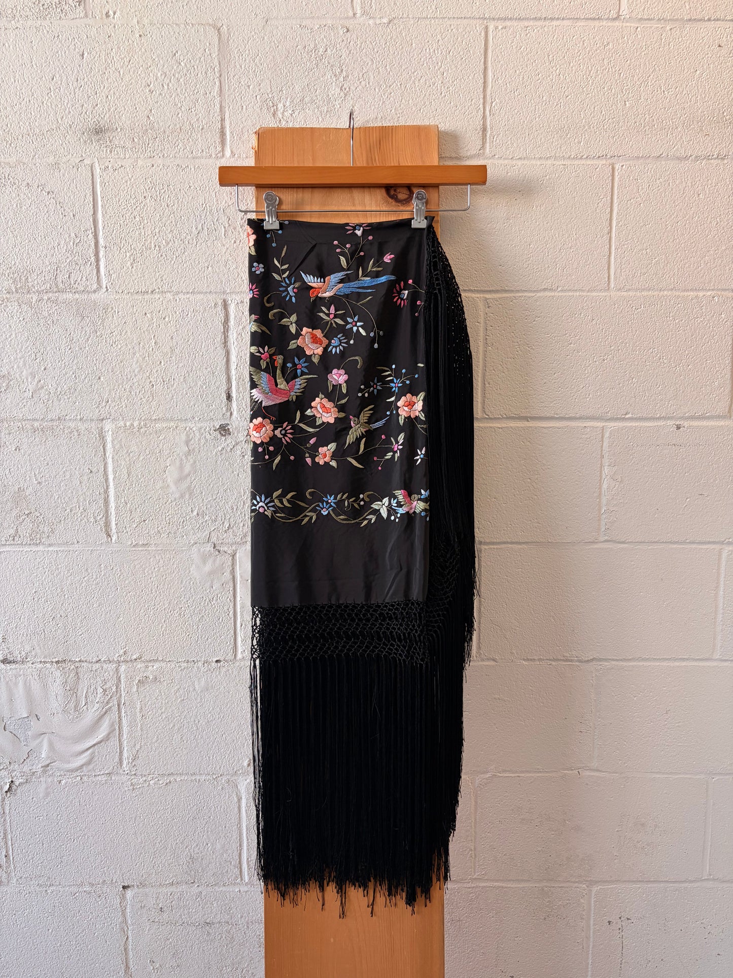 Vtg Large Embriodered Chinese Piano Shawl