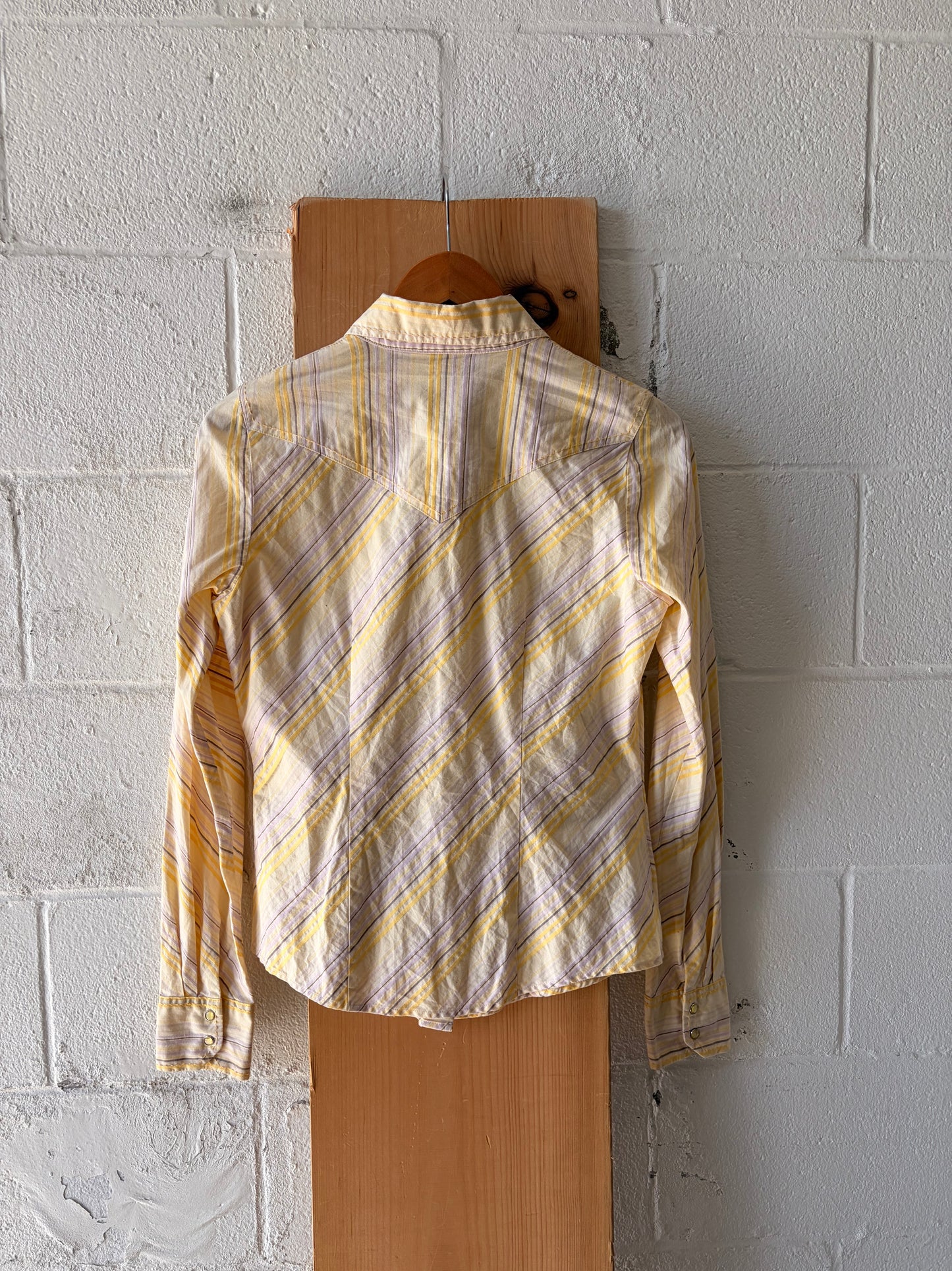 Cruel Girl Striped Yellow Pearl Snap : S