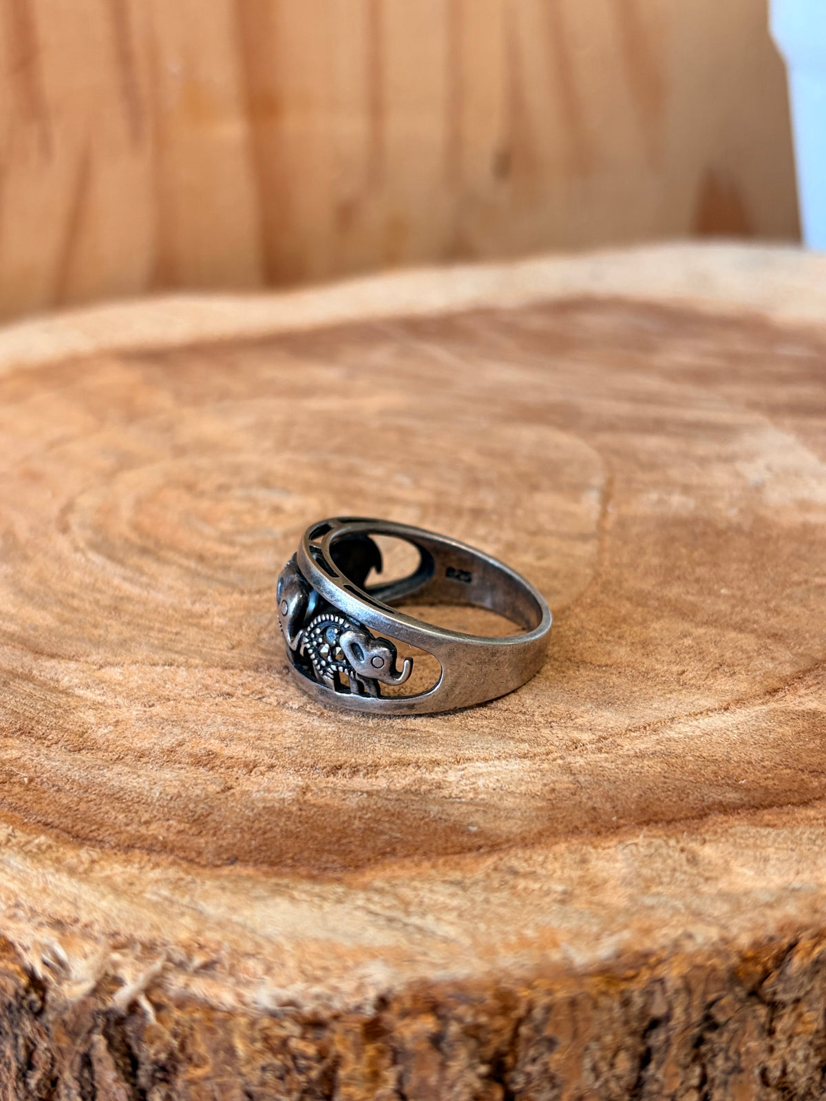 925 Silver Elephant Ring : Size 10