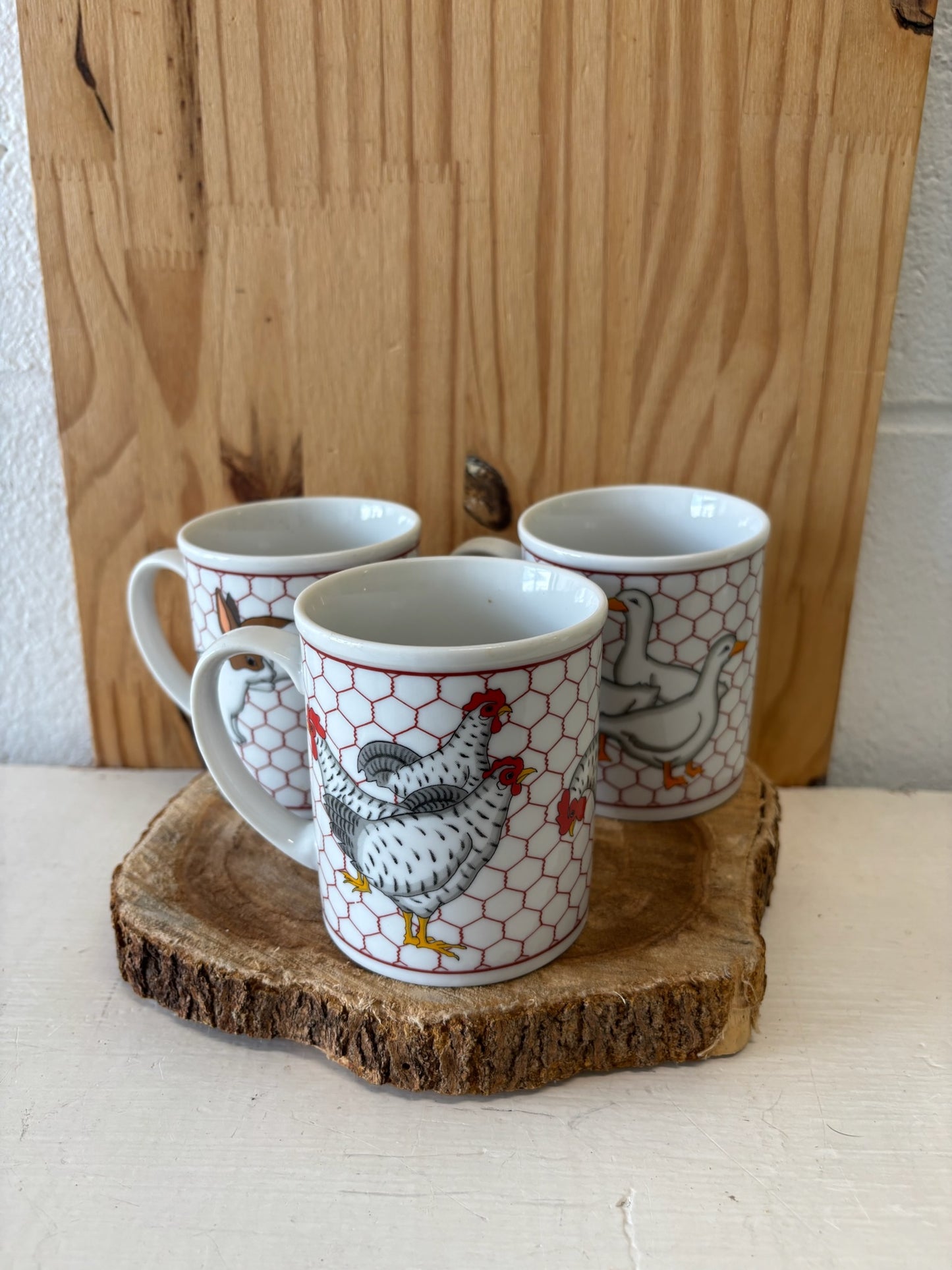 Vtg Farm Mug Trio (Local Pick Up Only)