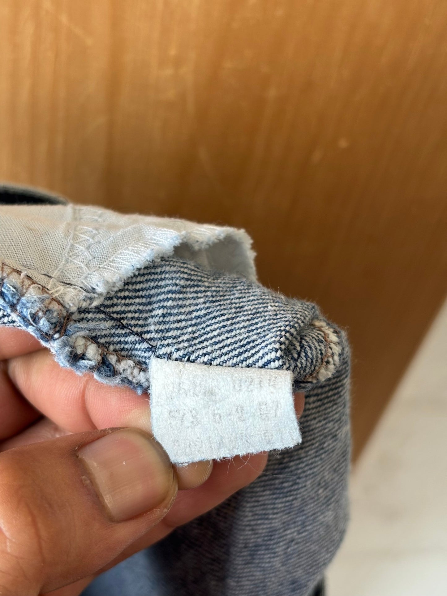 Orange Tab Levi’s Cutoffs : 26” W