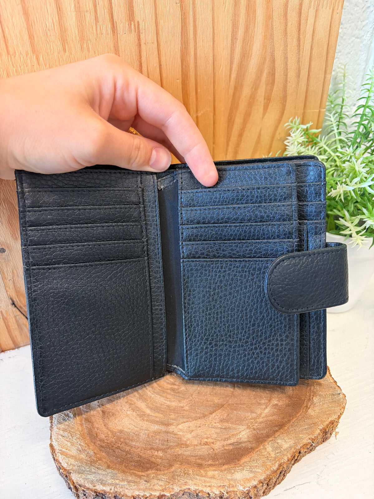 Black & Silver Tone Mundi Leather Wallet