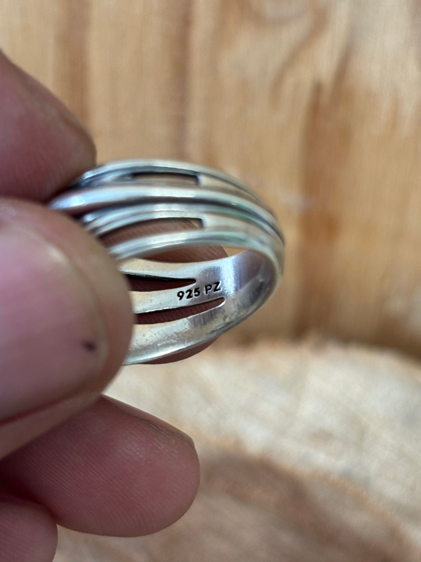 Sterling Silver Criss Cross Ring : 7