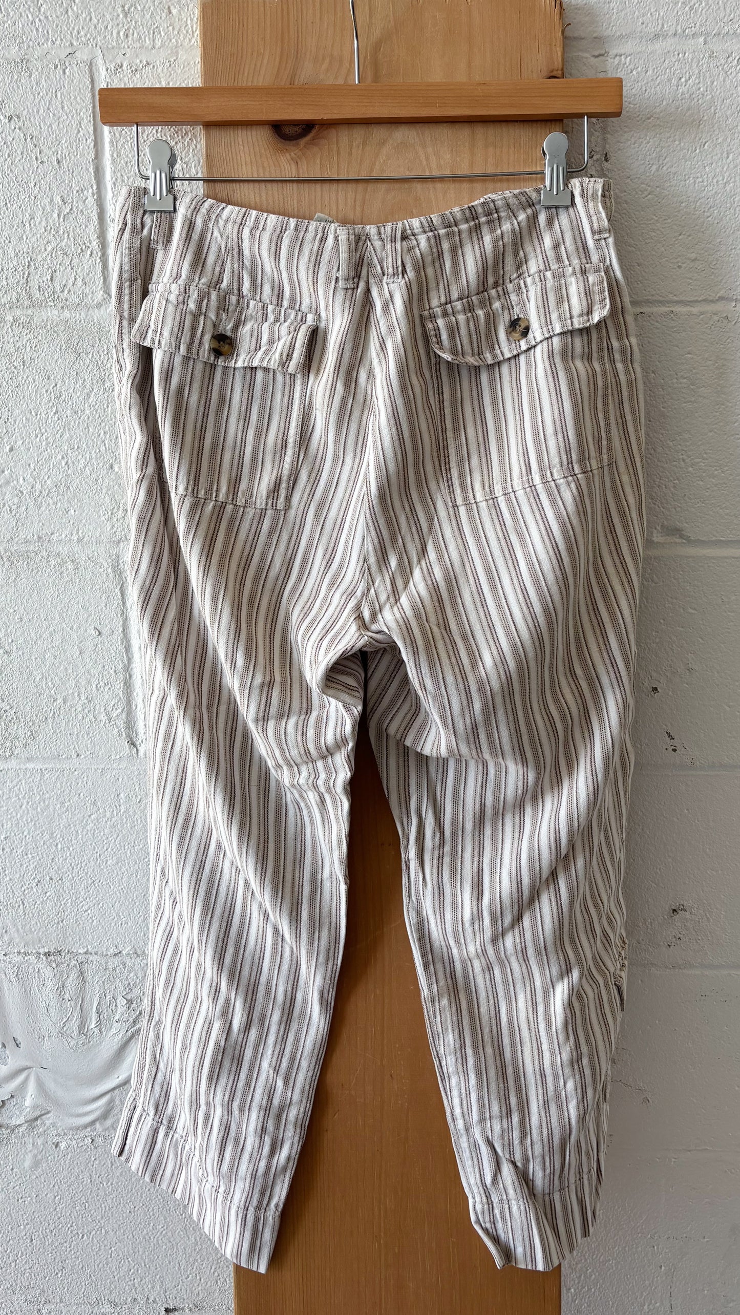 Striped Cropped Pants : 12