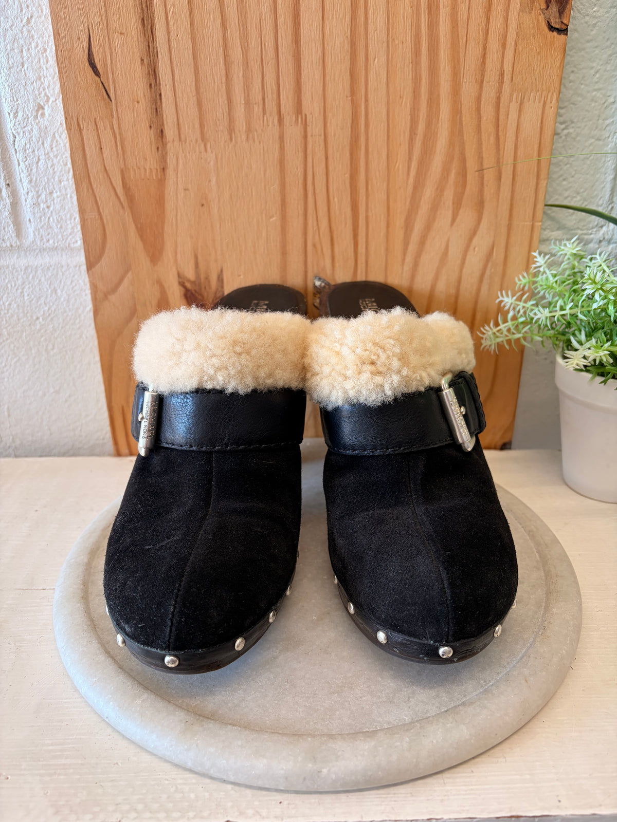 Michael Kors Studded Sherpa Clogs : Size 10