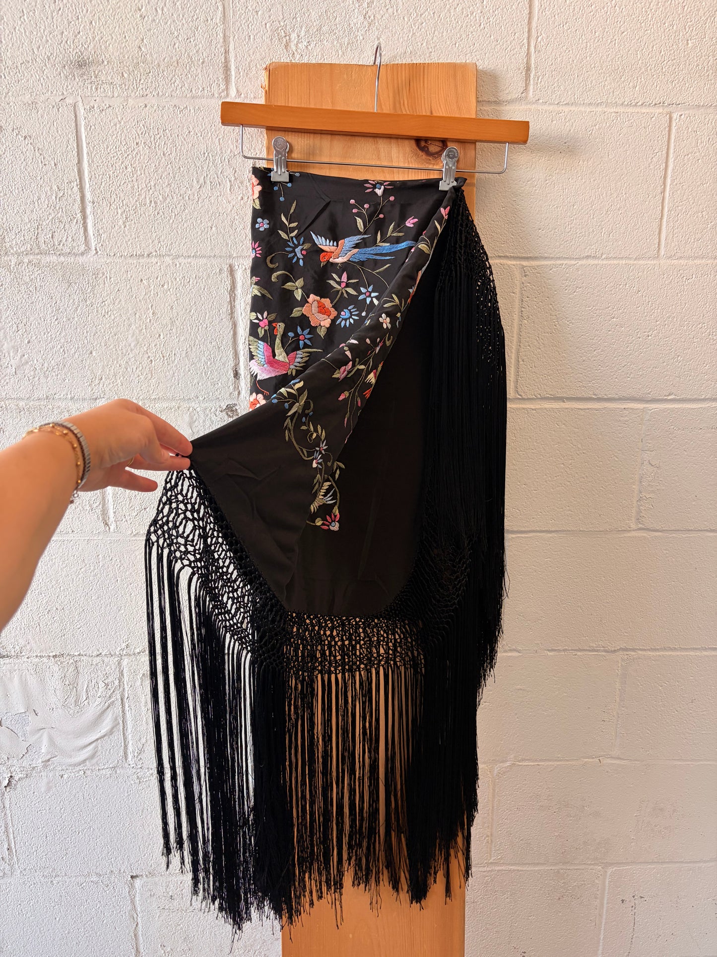 Vtg Large Embriodered Chinese Piano Shawl
