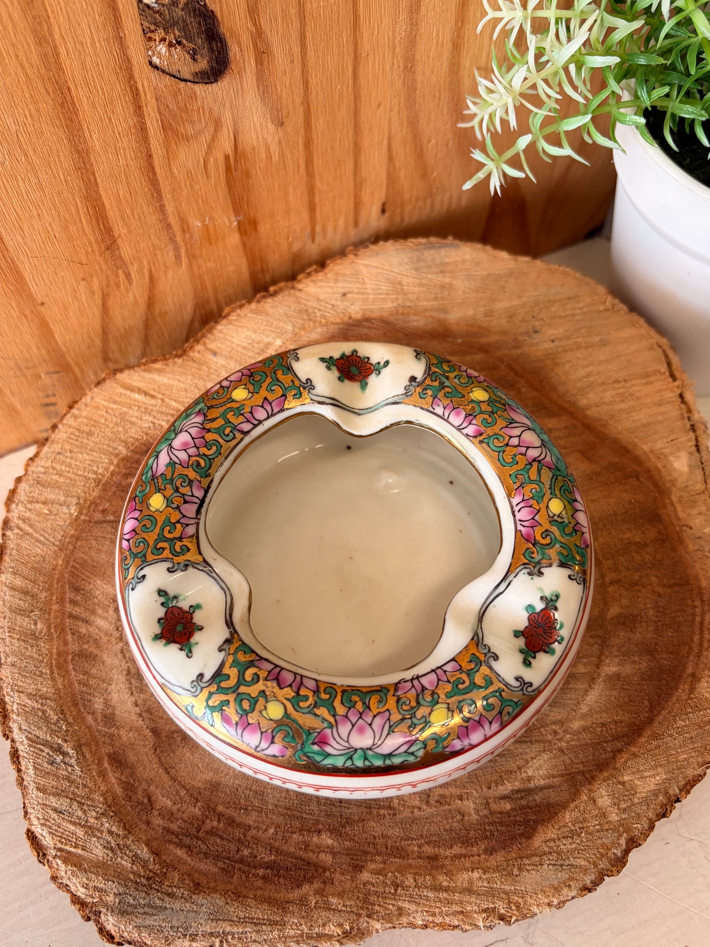 Vtg Hand Painted Porcelain Ashtray (Local Pick Up Only)