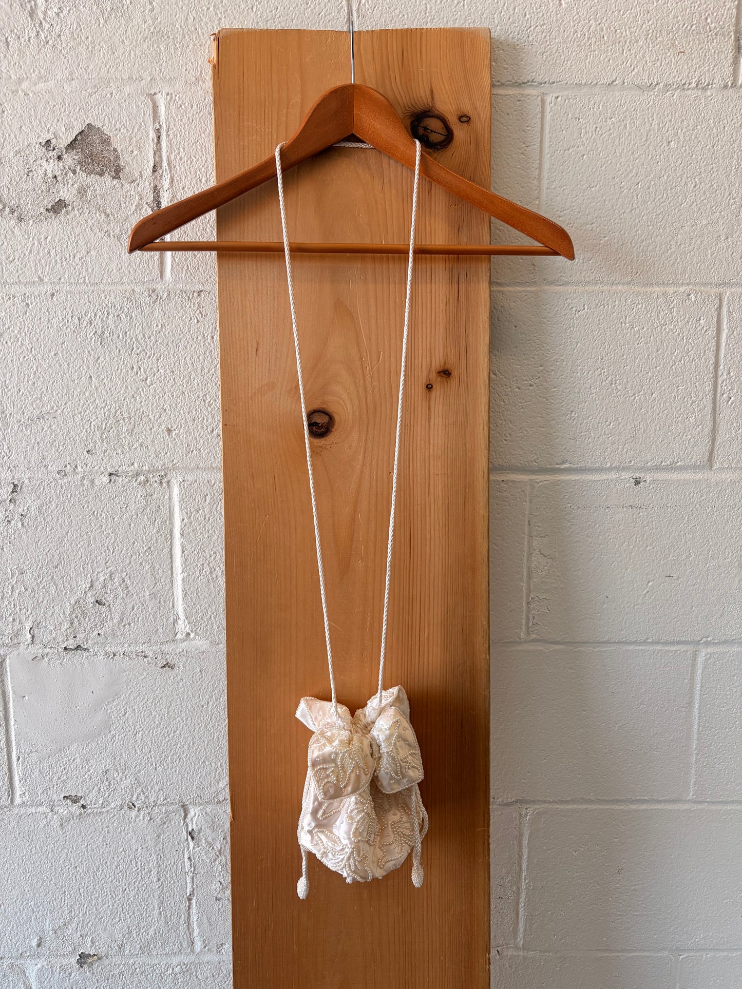 Delicate Drawstring Pouch Purse