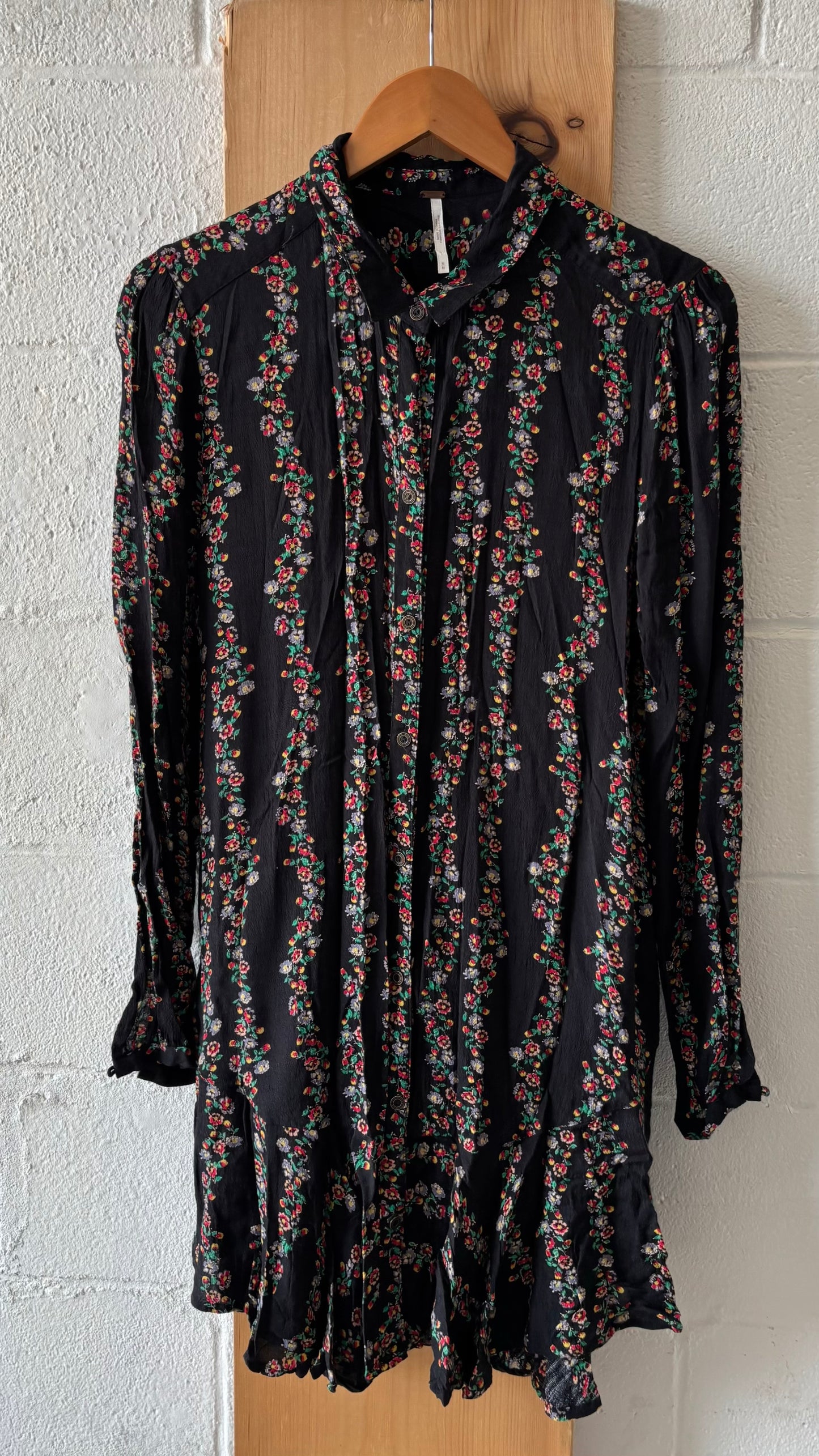 FP Long Sleeve Button Down Dress : M