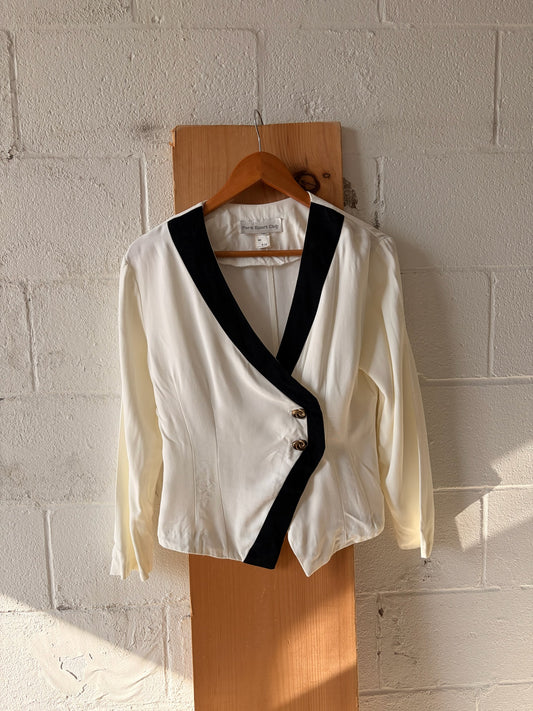 Vtg Black and White Blazer : 9/10