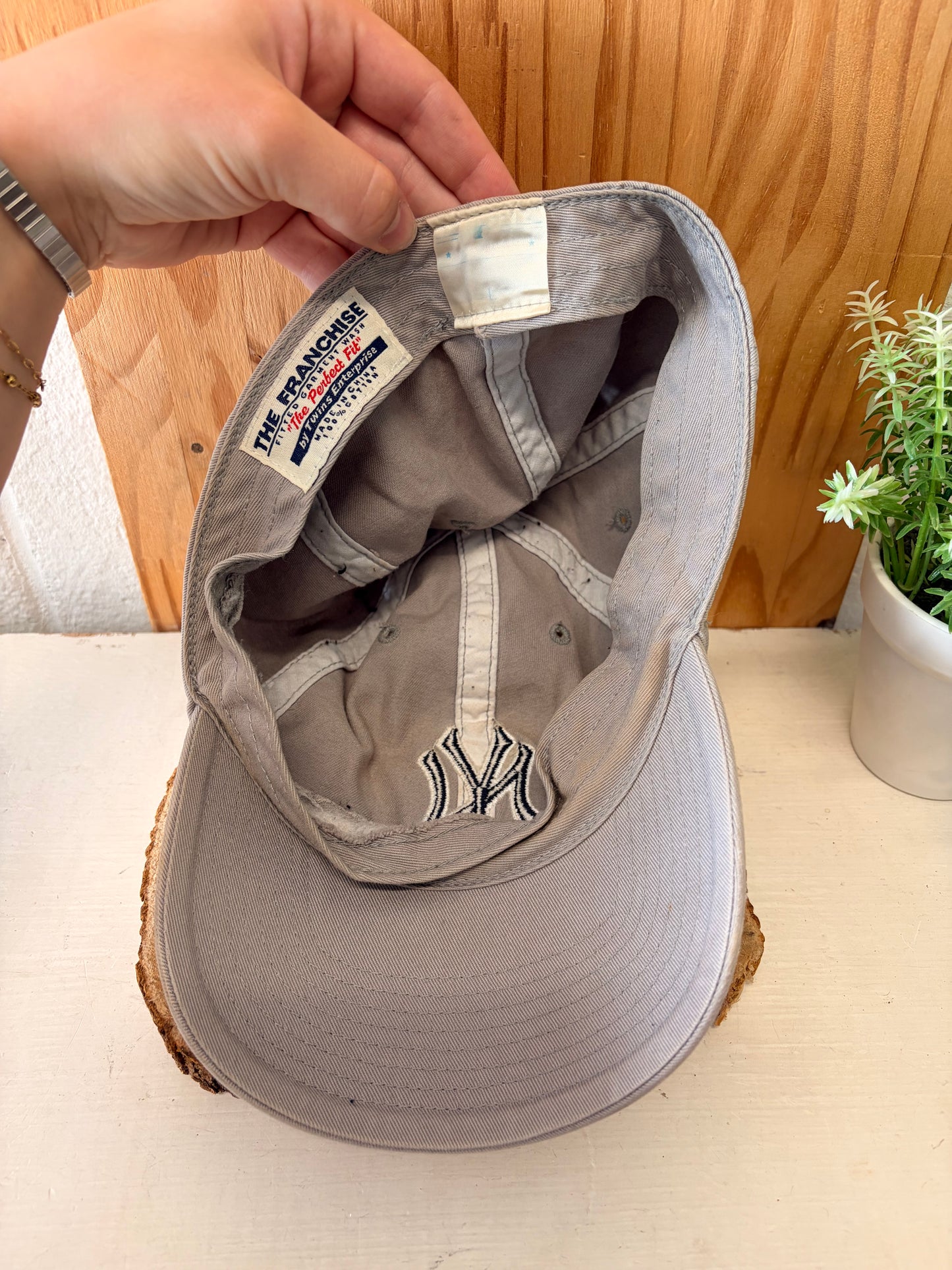 Yankees Cap : L