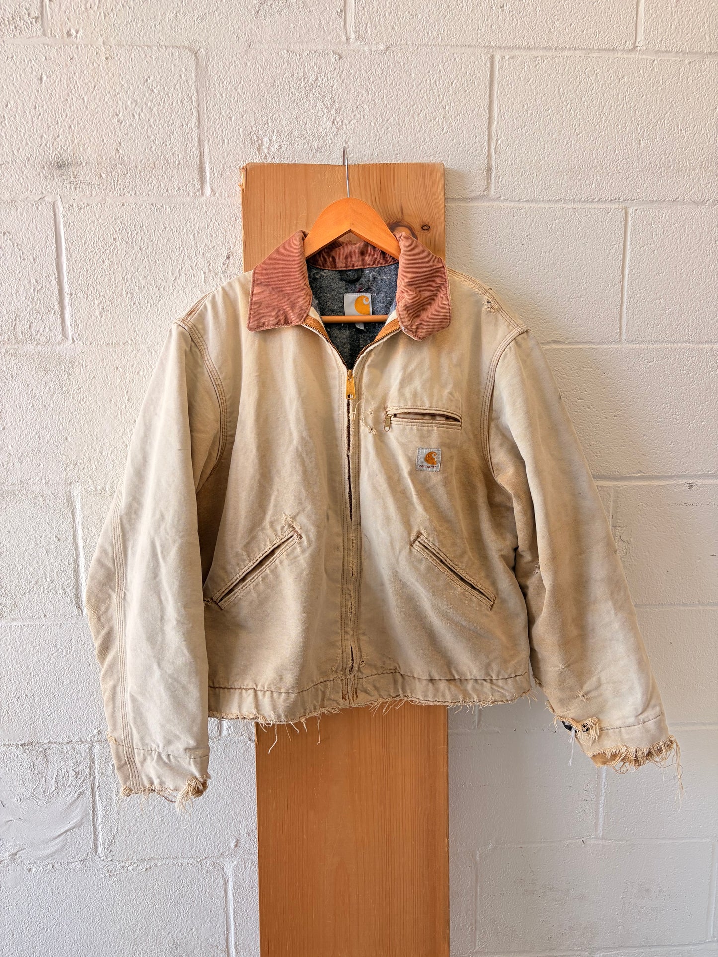 Distressed Carhartt Detroit Work Jacket : L