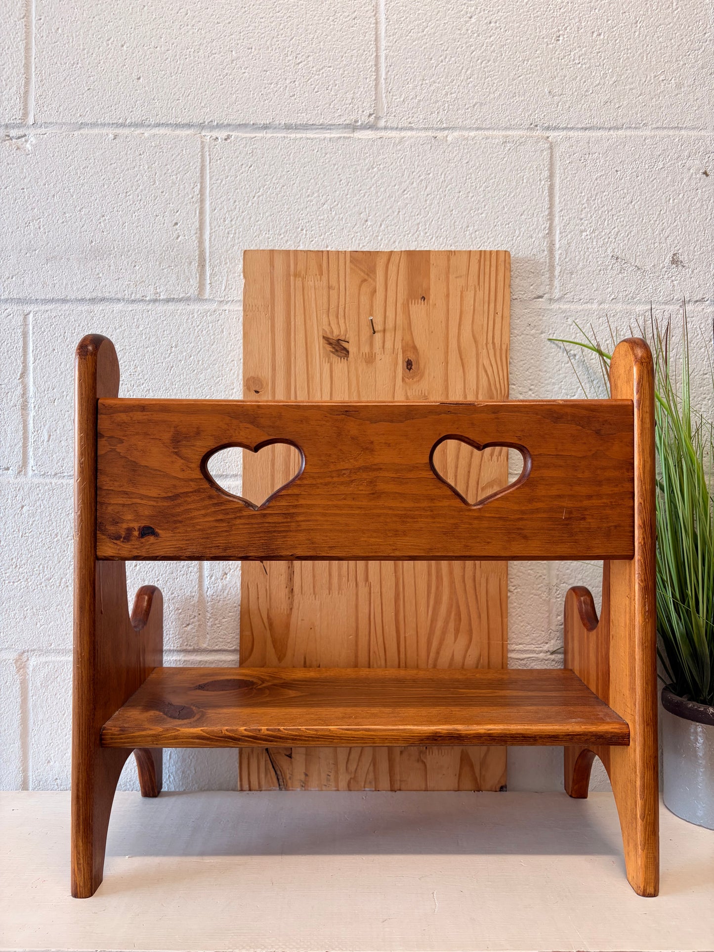 Little Wooden Heart Bench (Local Pick Up Only)