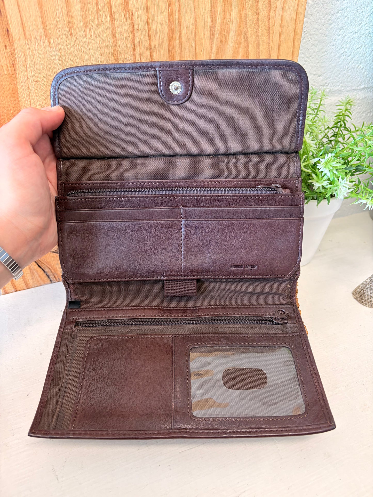 Vtg Fossil Deep Brown Leather Wallet