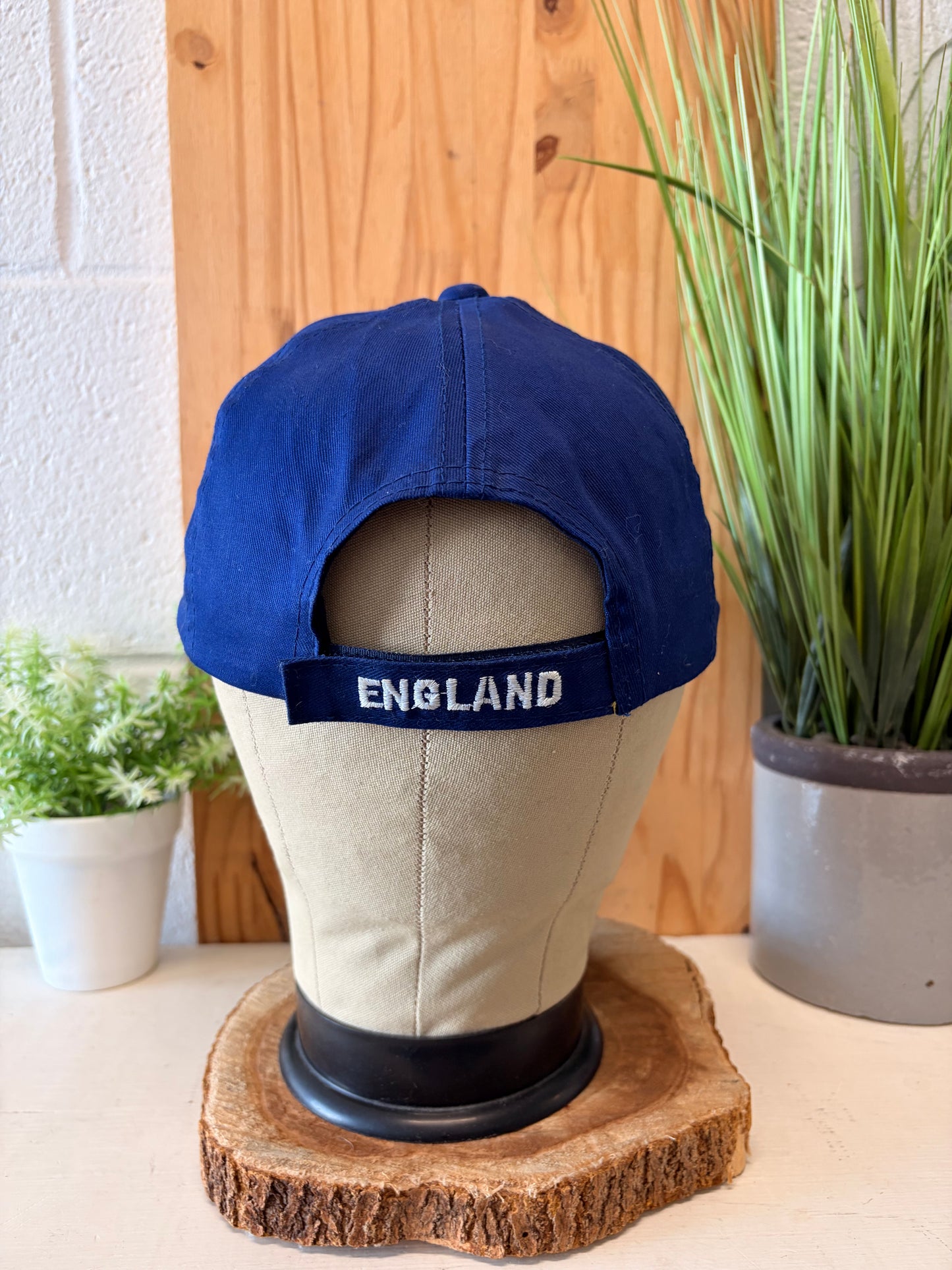 Vtg England Cap