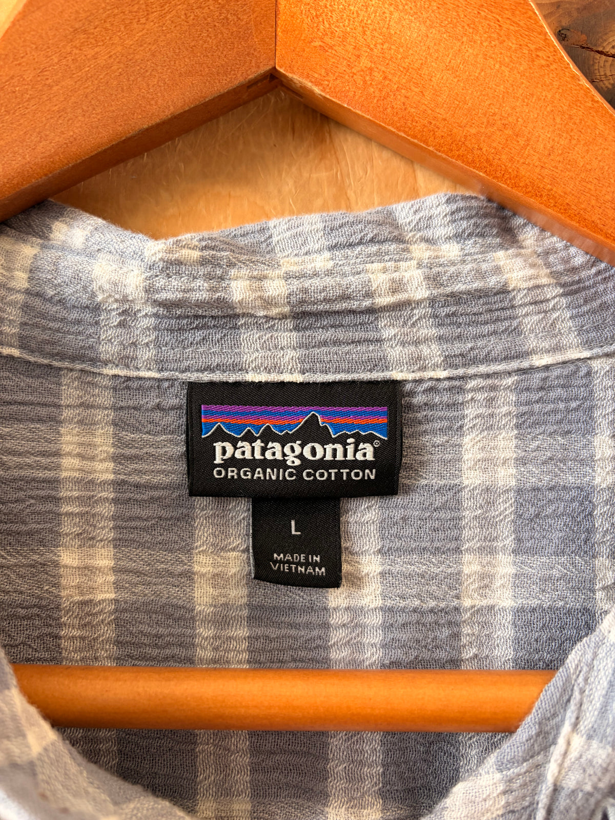 Patagonia Plaid Button Down : L