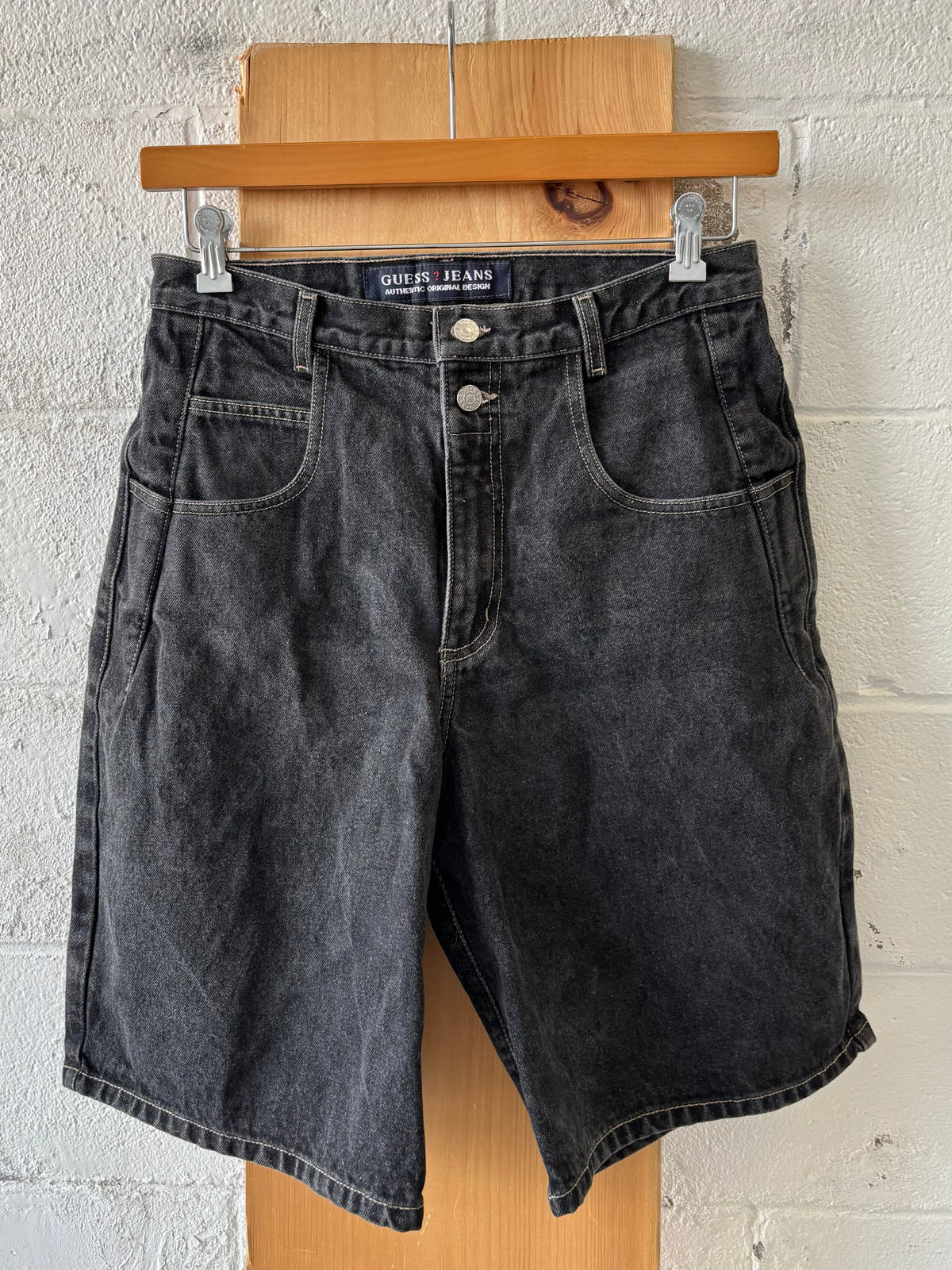 Vtg Black Guess Shorts : 32
