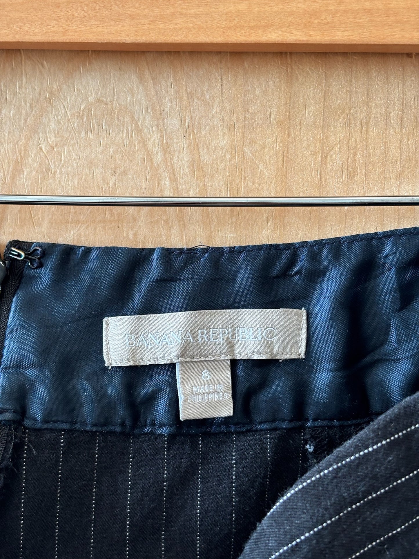 Black Pinstripe Skirt : 8
