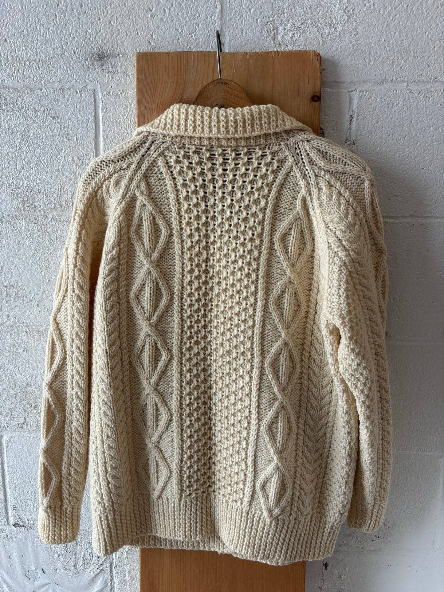 Vtg Hand Knit Wool Cardigan : L