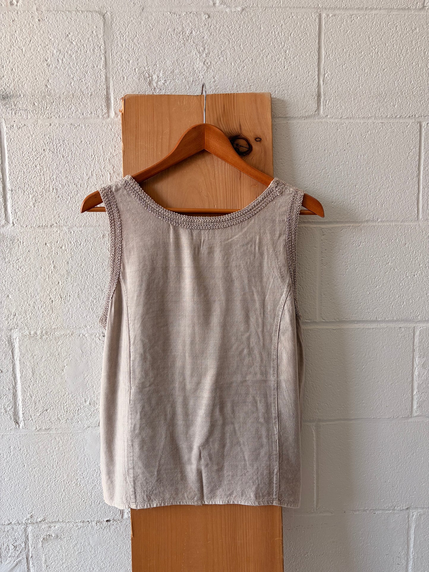 Boho Embroidered Tank : M/L