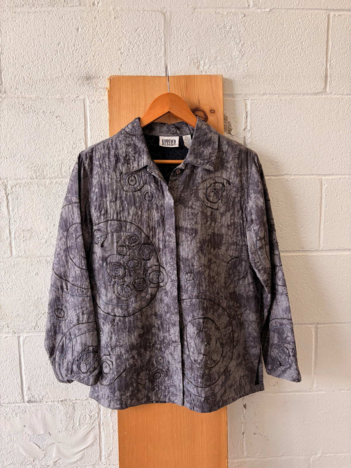 Embroidered Silk Jacket : M