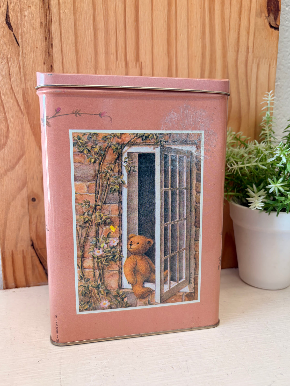 Vtg Pink Teddy Bear Storage Tin (Local Pick Up Only)
