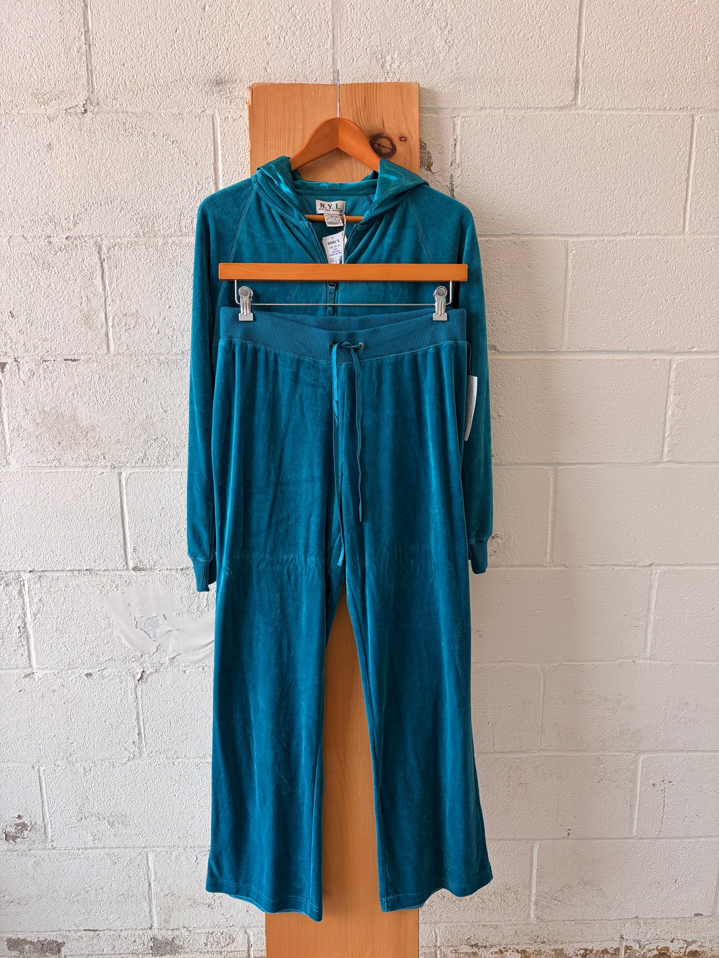 NWT Teal Matching Velour Lounge Set : L