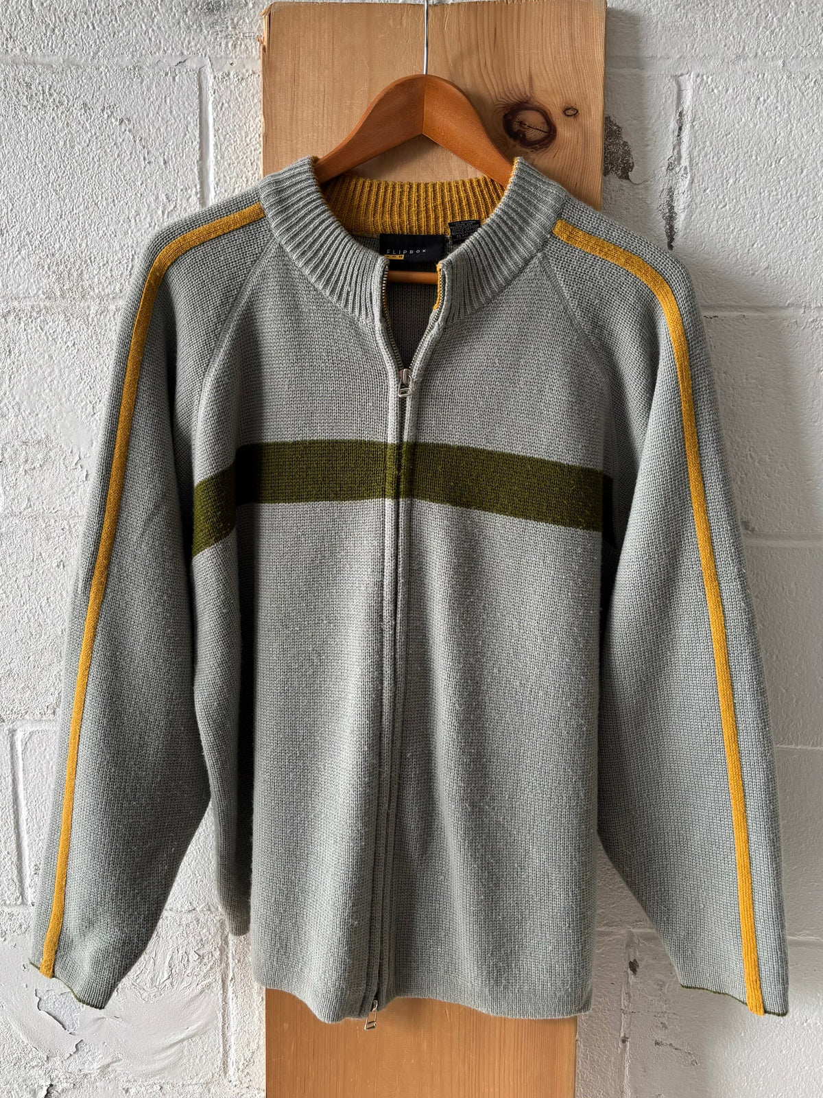 Gray Knit Full Zip Sweater : L