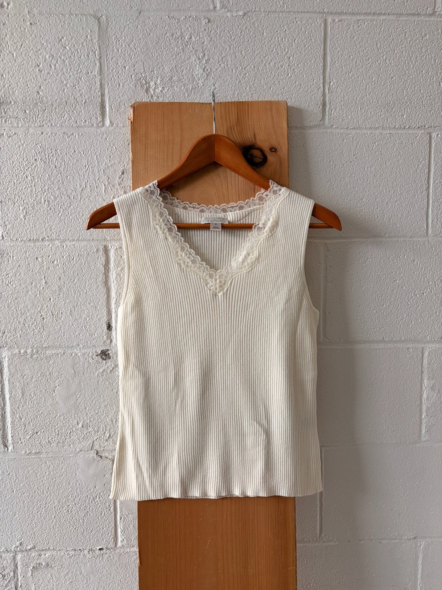 White Ribbed Lace Trim Tank : M