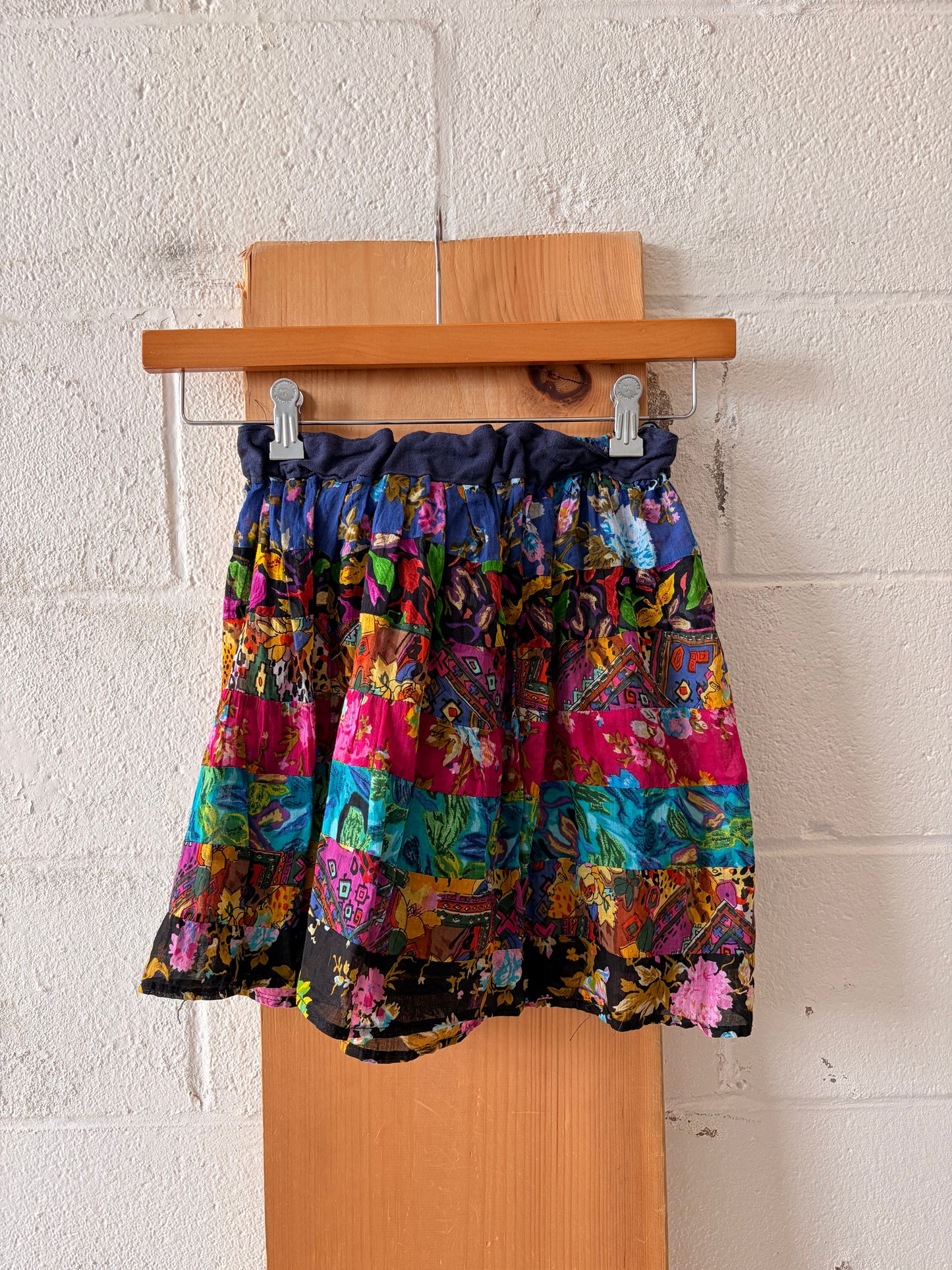Semi Sheer Patterned Skirt : XS/S