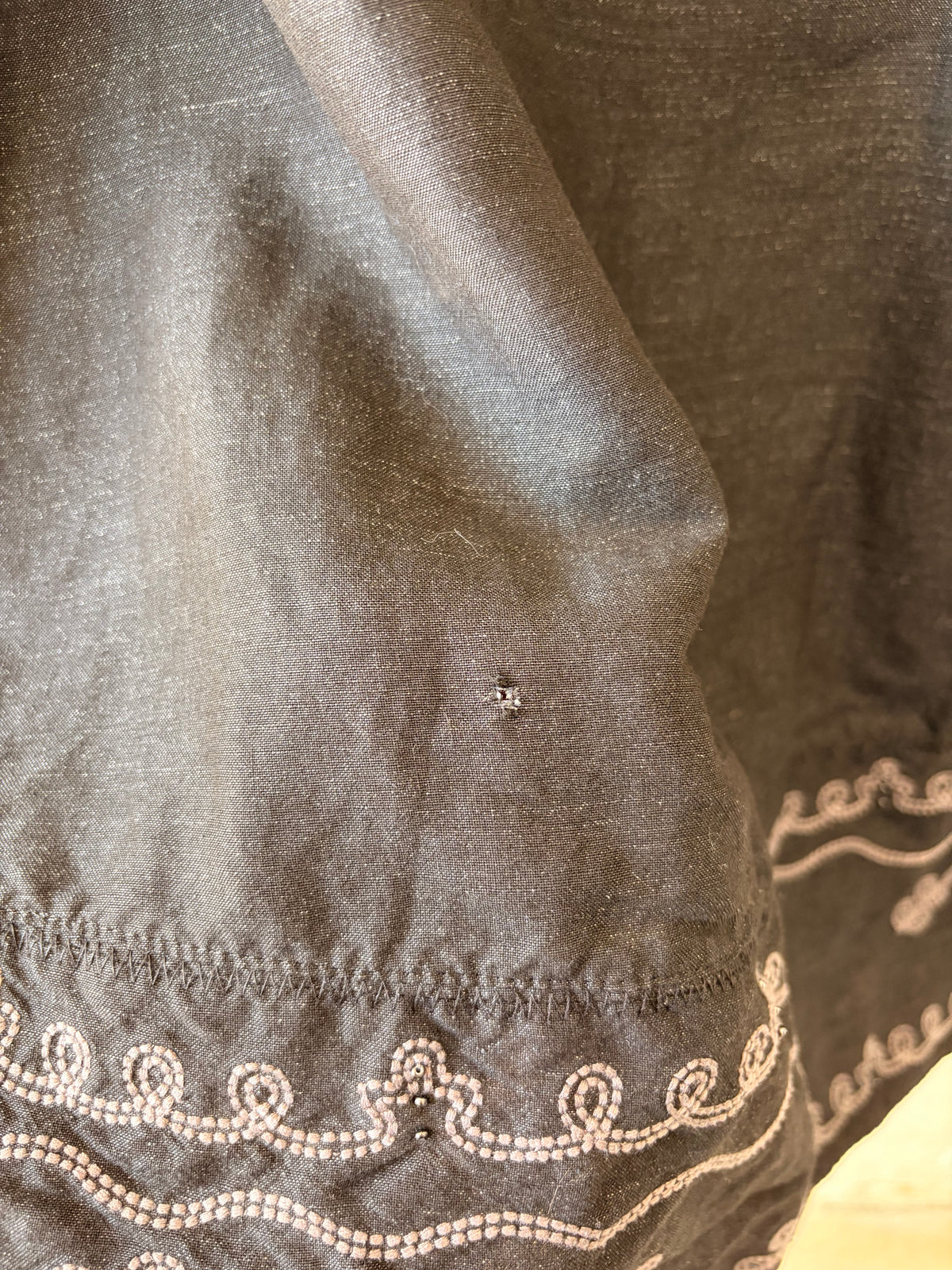 Embroidered Hem Skirt : 10