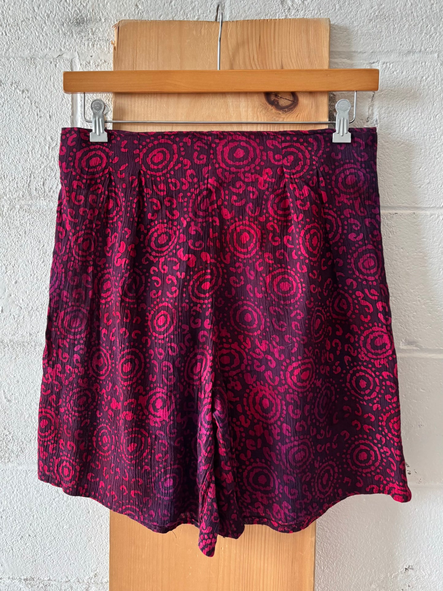 Pink & Purple Patterned Shorts : 34” W