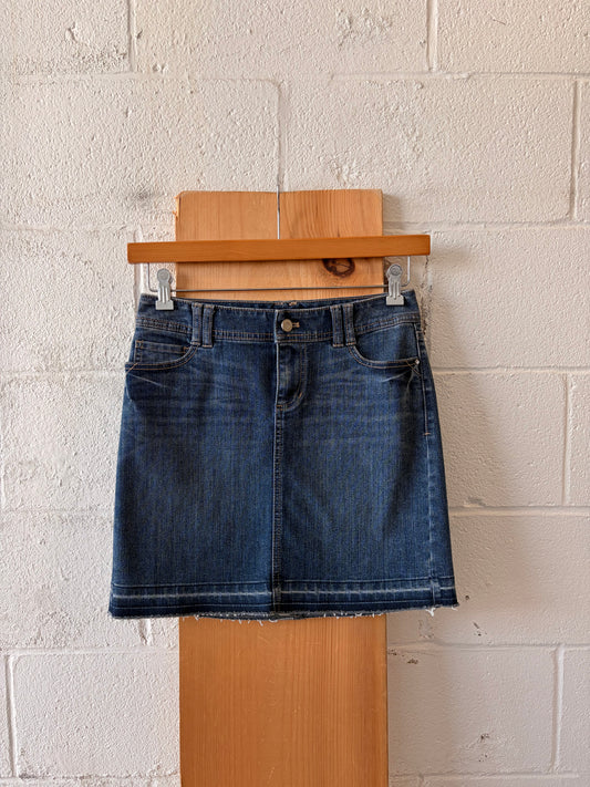 Dark Wash Denim Skirt : 0