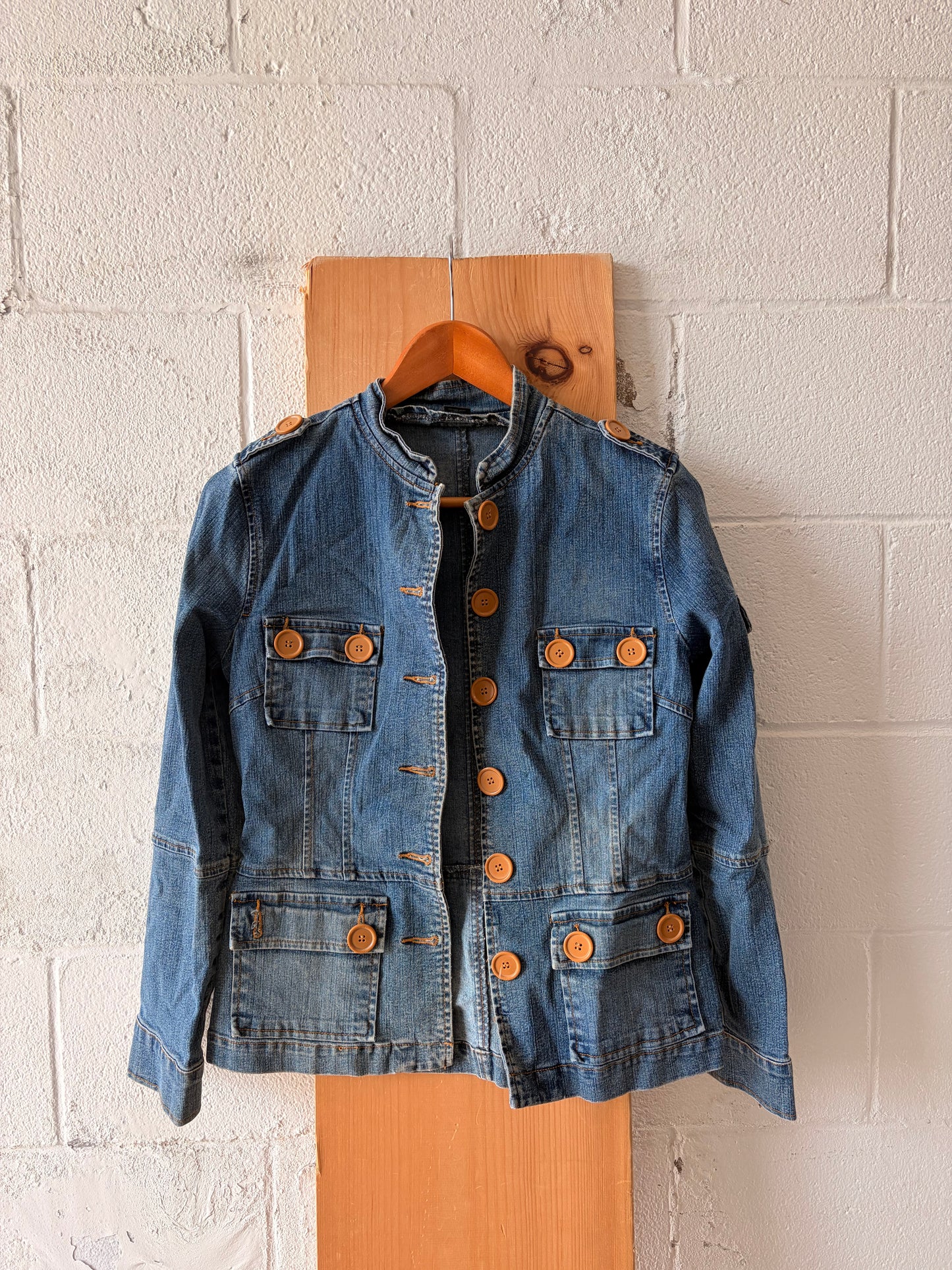 Button Detailed Denim Jacket : M