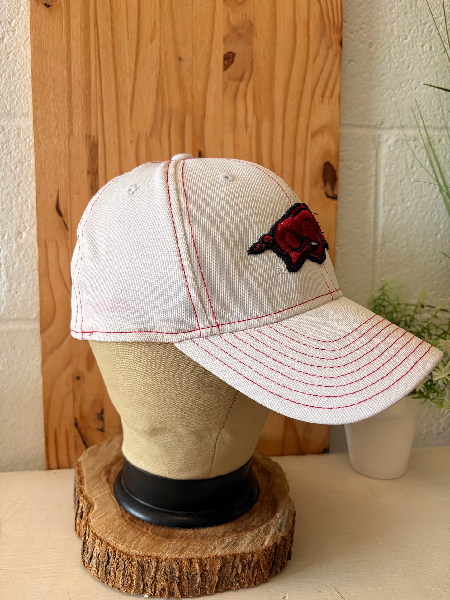 Adidas Razorbacks Cap : S/M