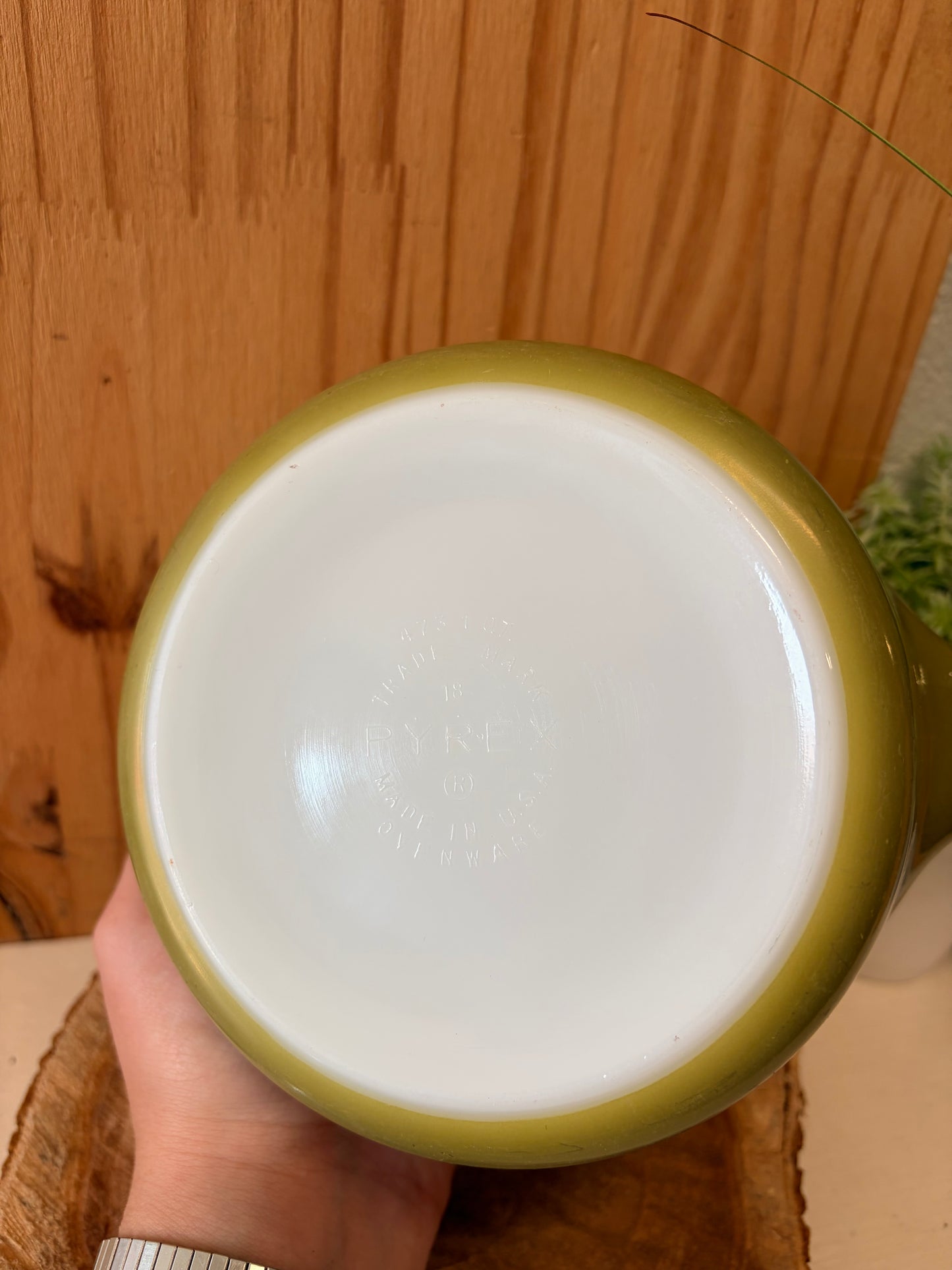 Cry Pyrex Crazy Daisy Dish (Local Pick Up Only - As Is)