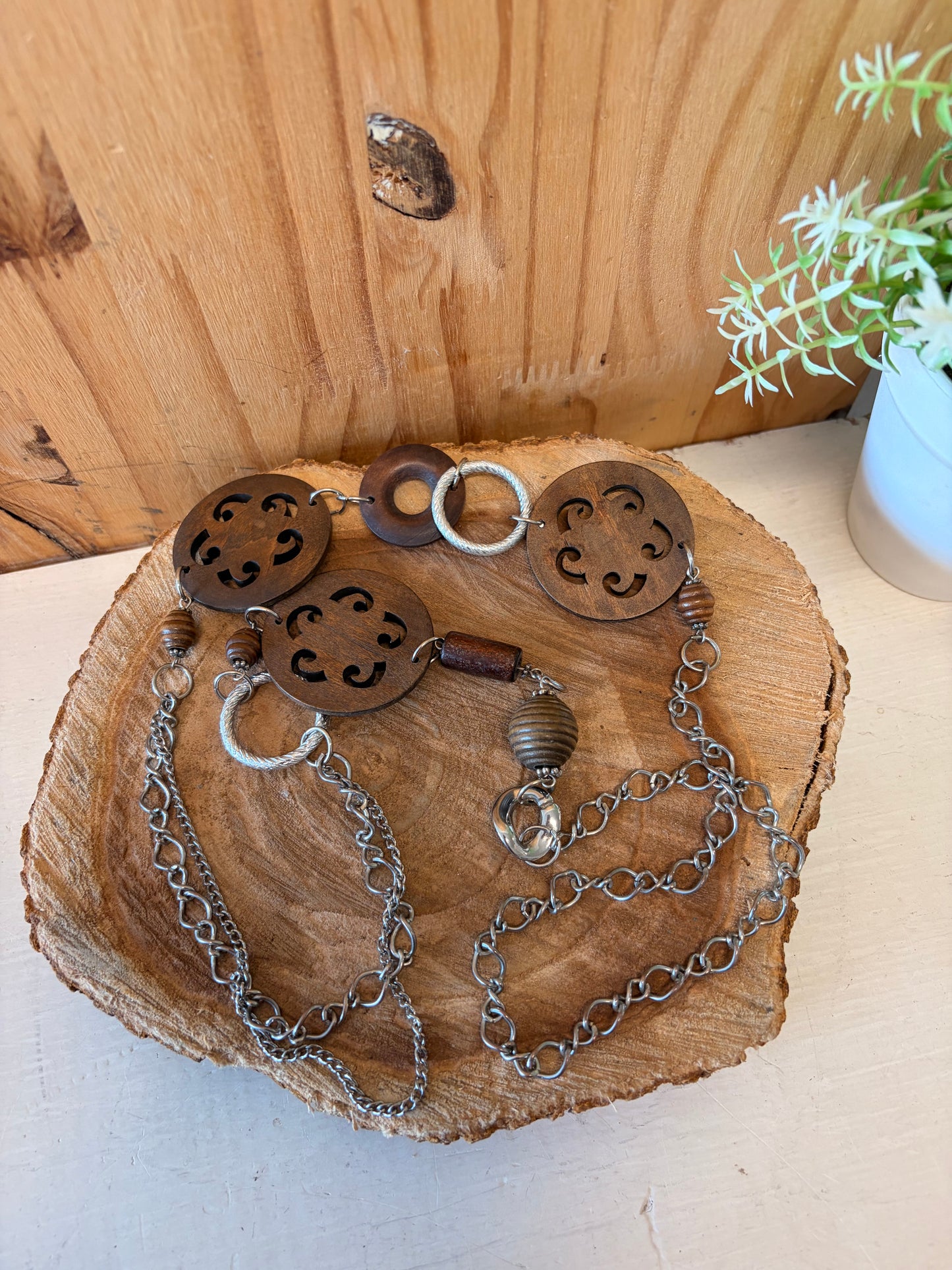 Brown & Silver Tone Necklace