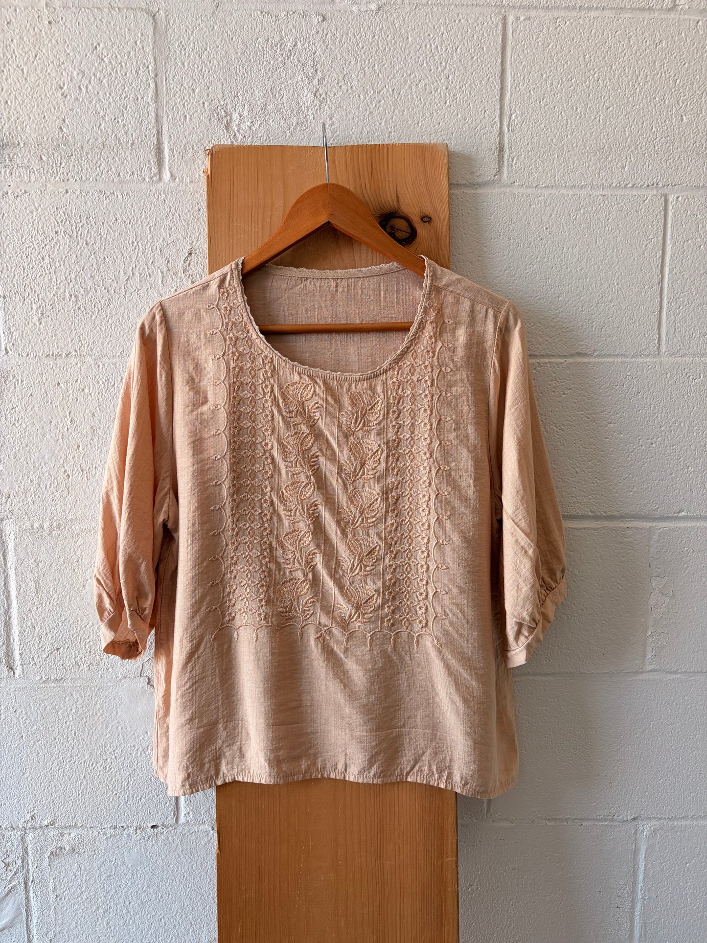Floral Embroidered Top : XL