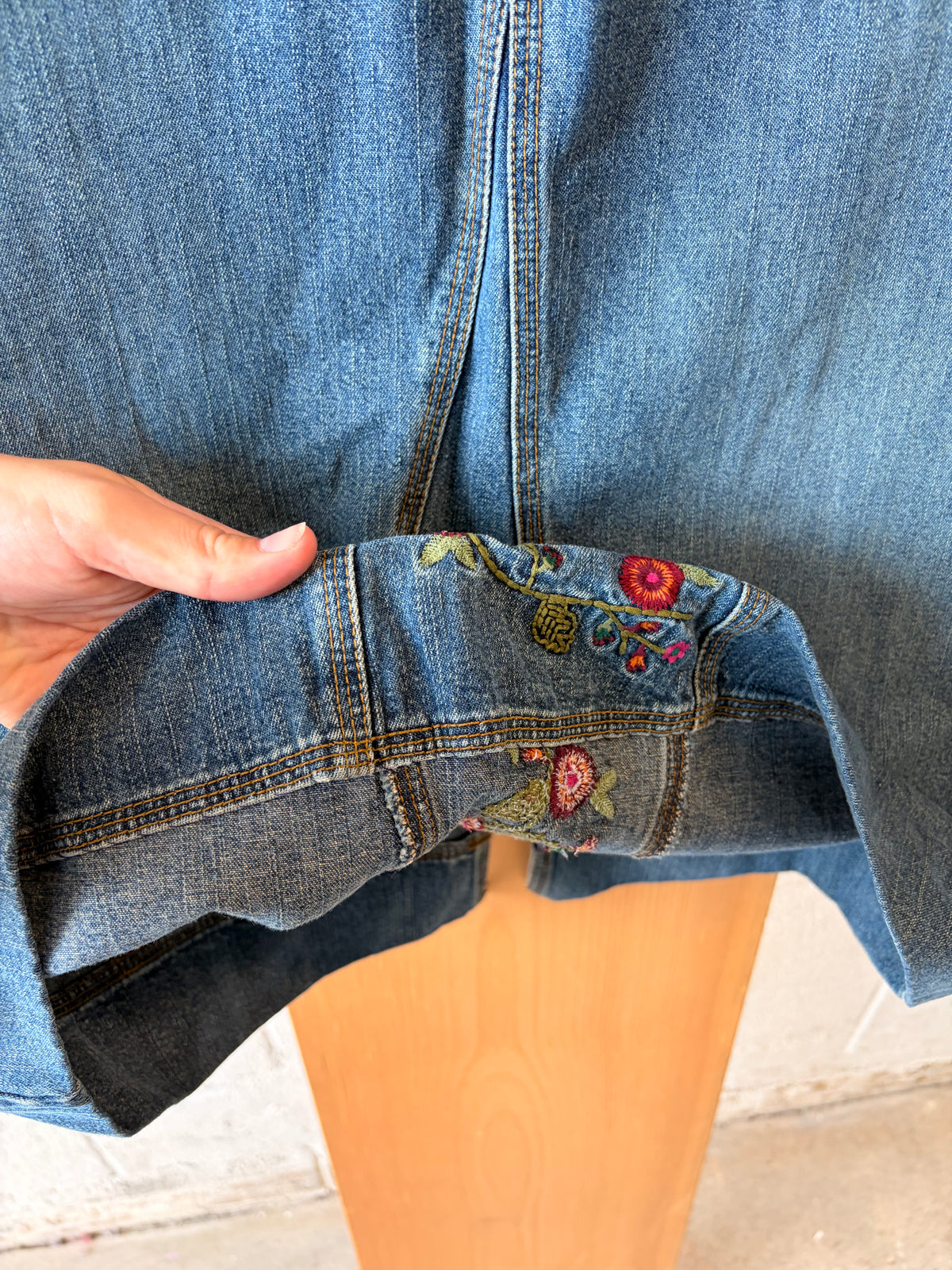 Floral Embroidered Denim Skirt : 8