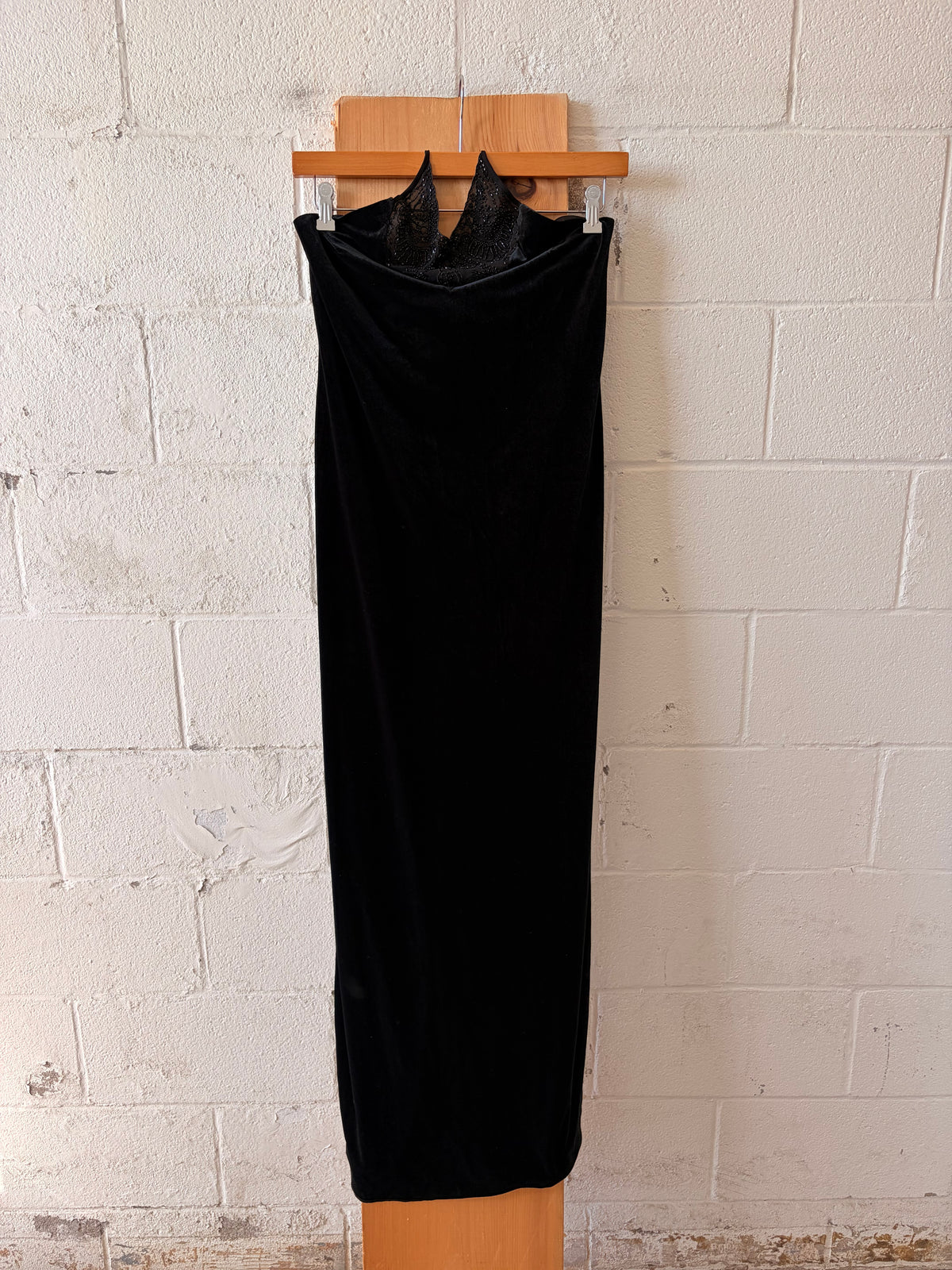Black Velvet Halter Gown : 10