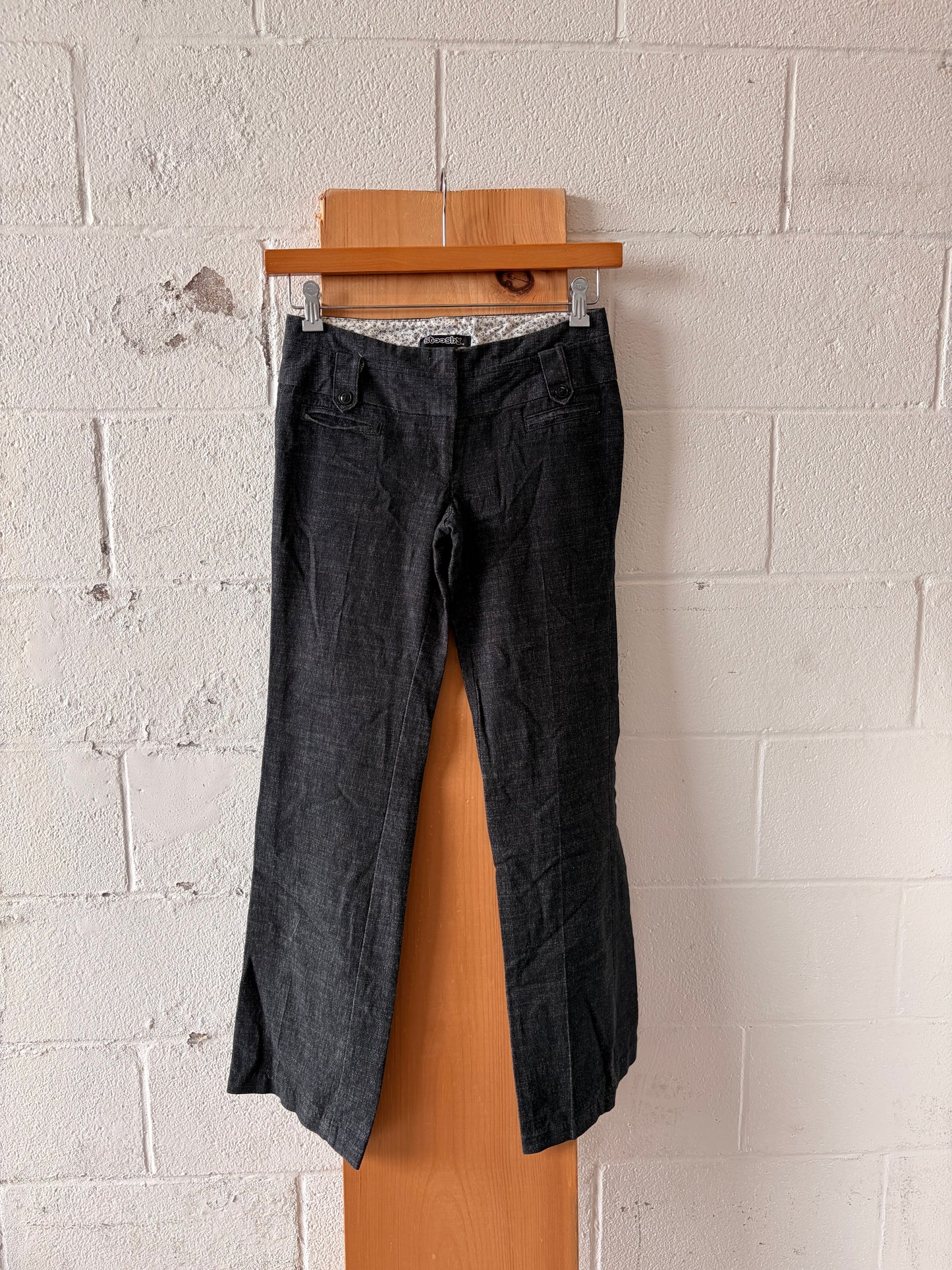Dark Gray Trousers : 3
