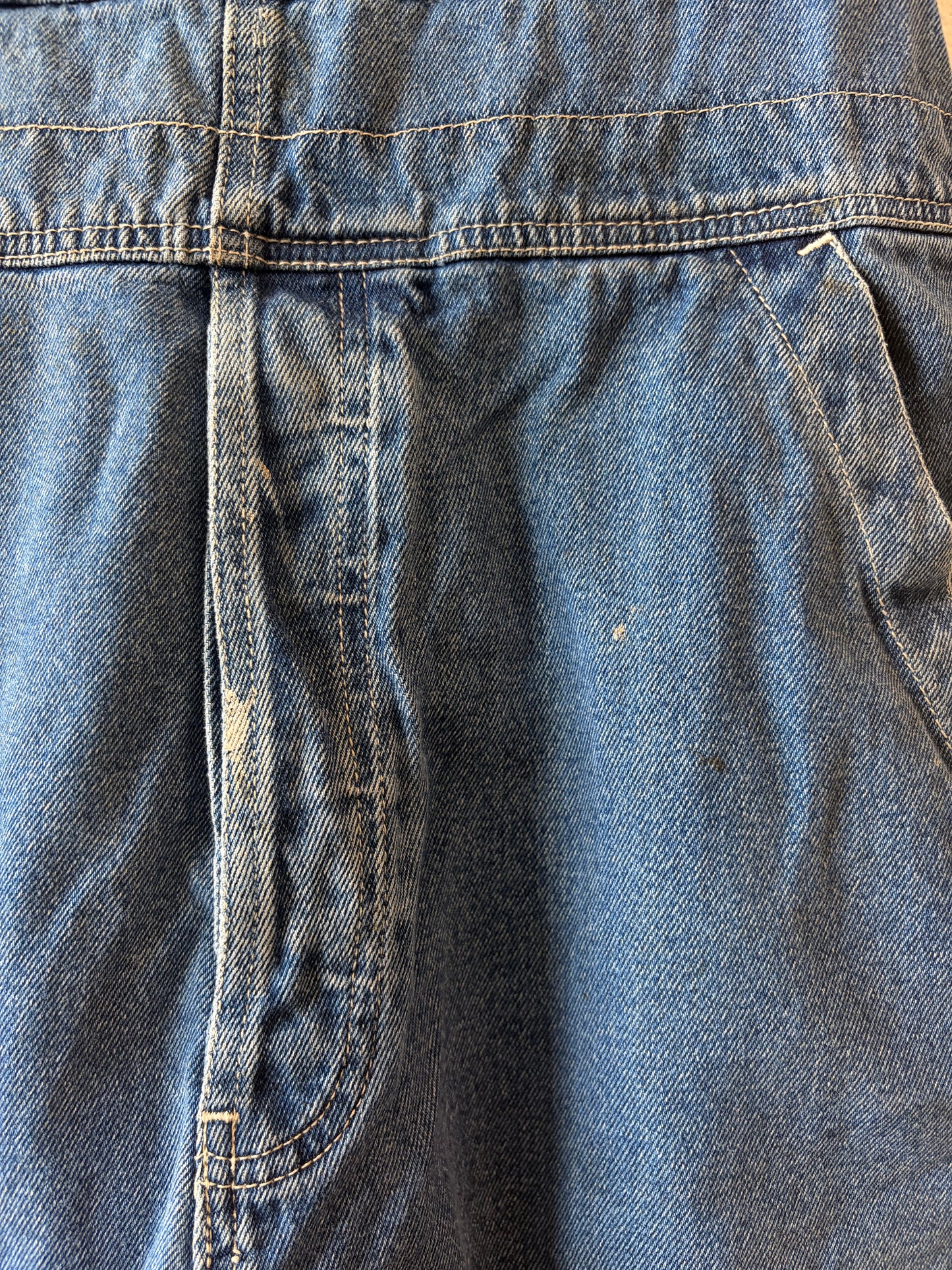 ‘00 Distressed Old Navy Overalls : L