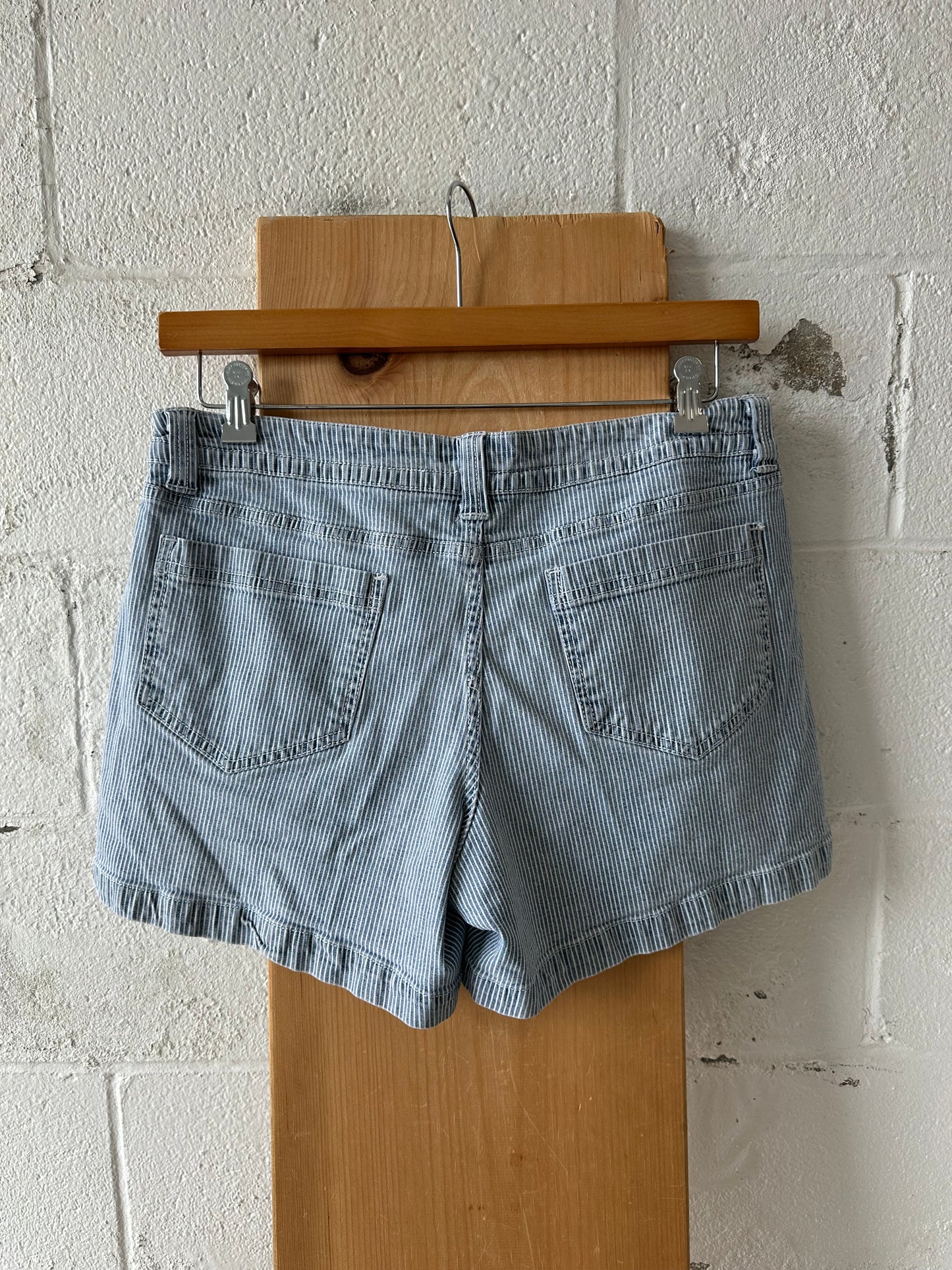Vtg Striped Denim Shorts : 34” W