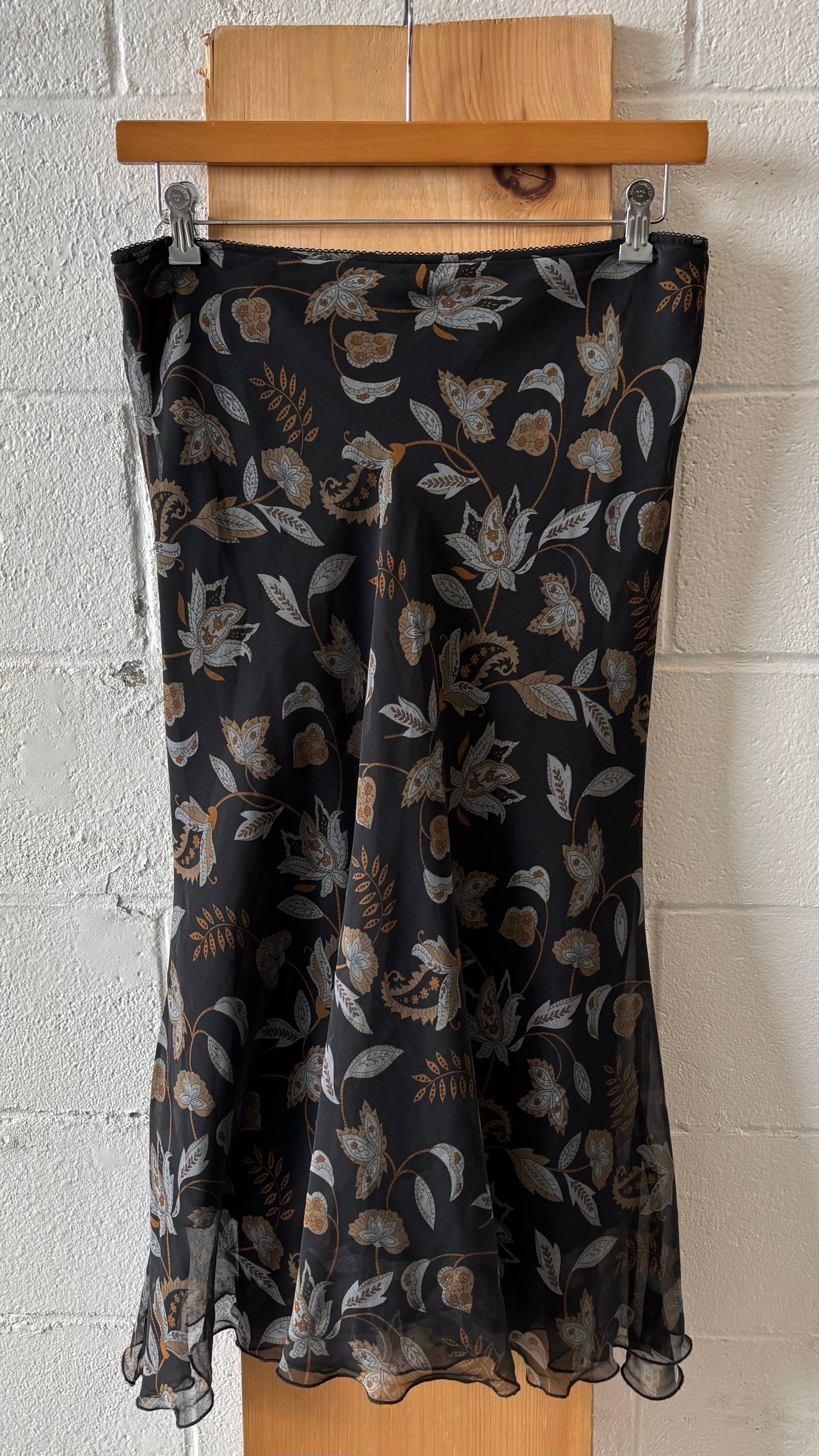 Paisley Patterned Skirt : 4