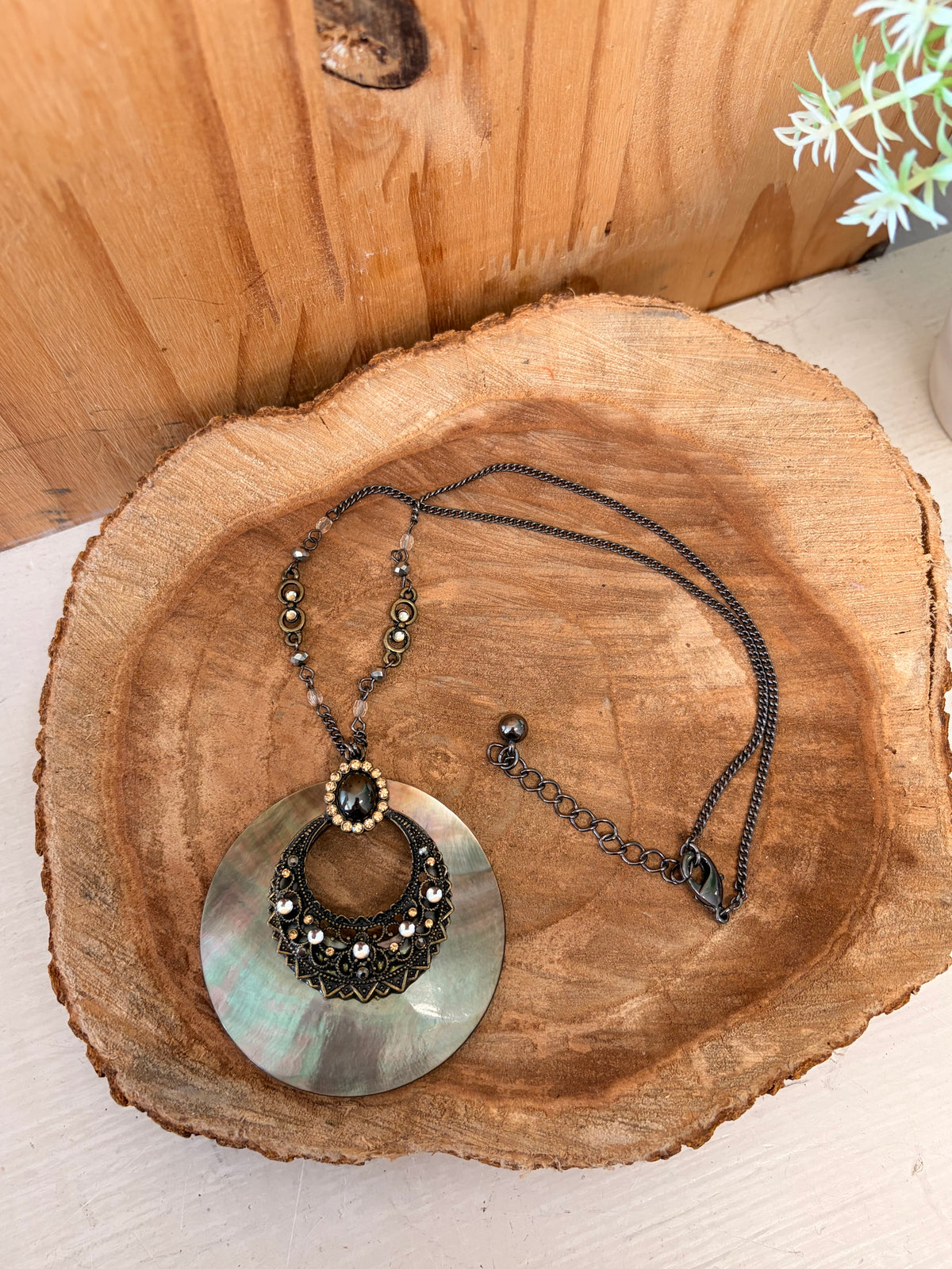 Boho Iridescent Necklace