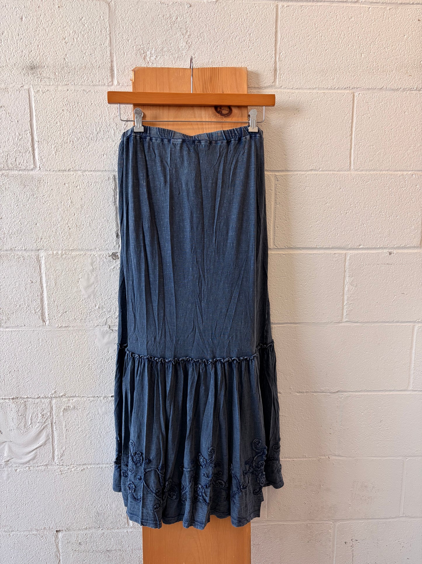 Embroidered Blue Maxi Skirt : M