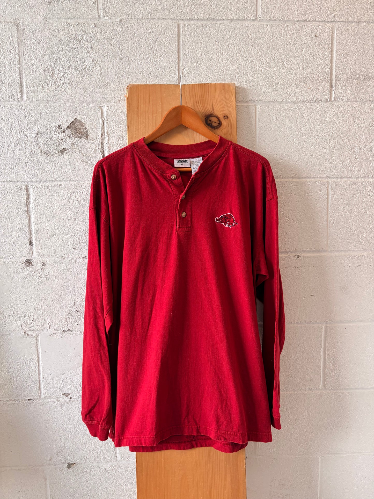 Red Razorbacks Long Sleeve Henley : XL