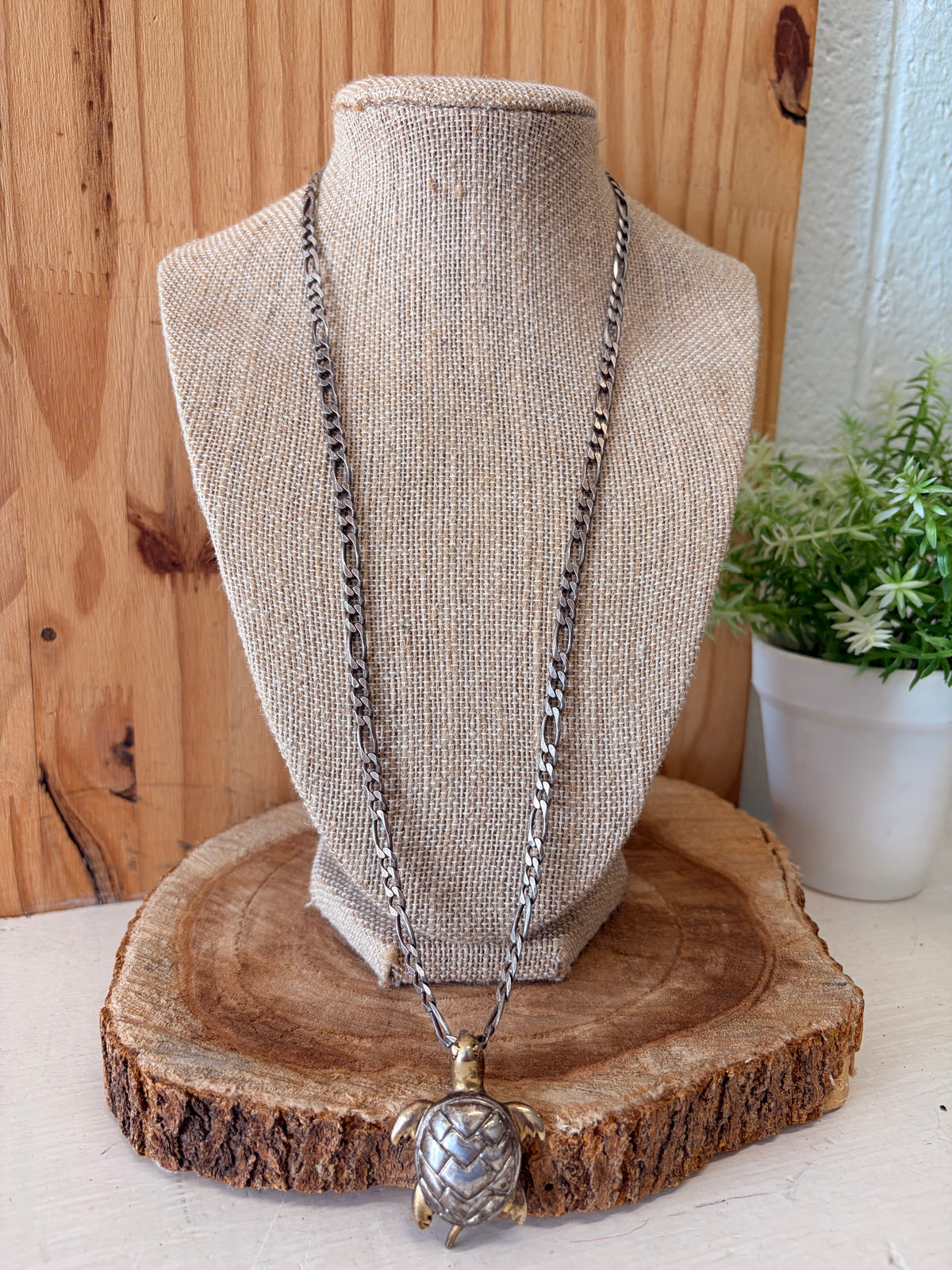 925 Sterling Figaro Link Turtle Necklace