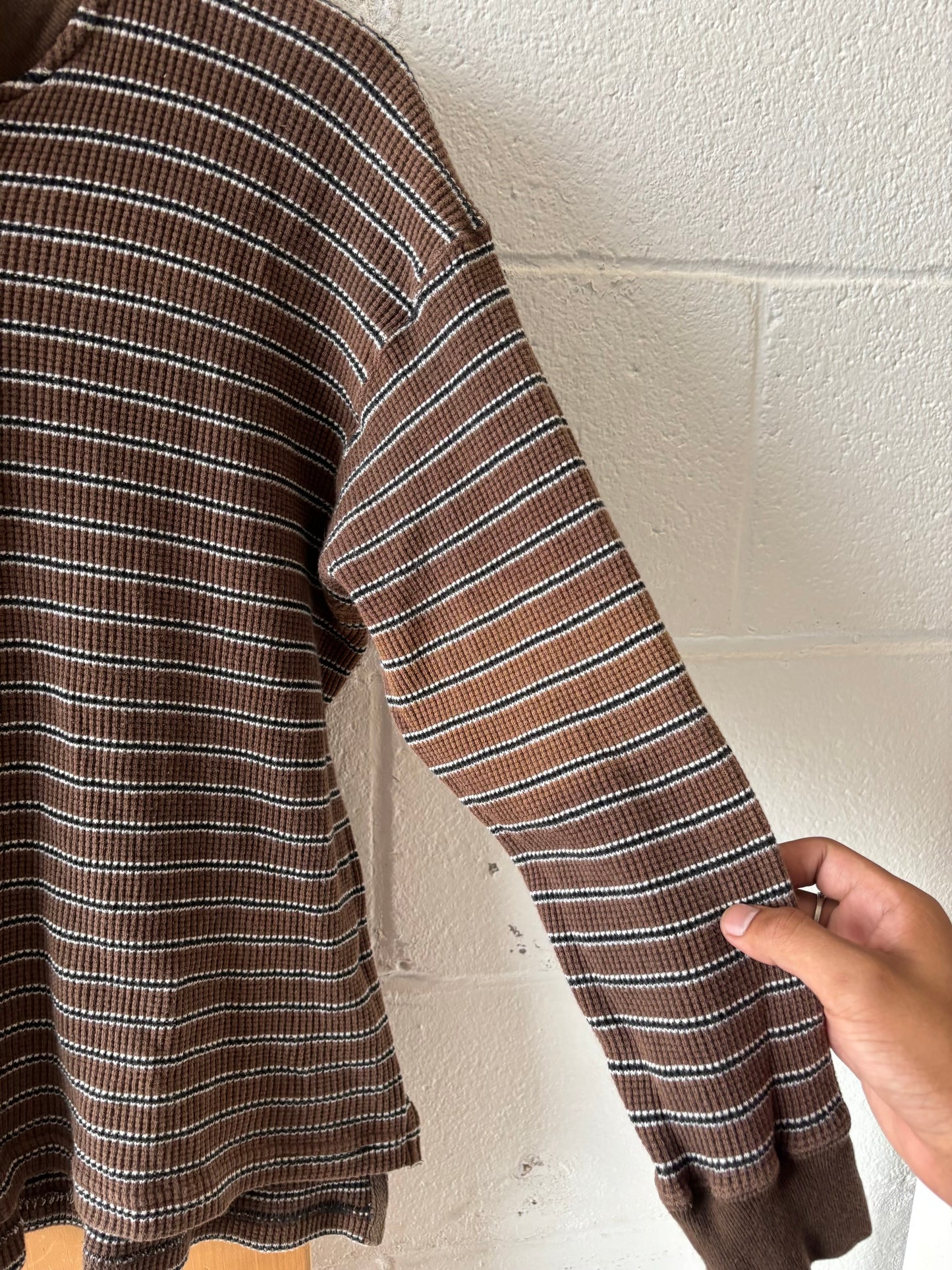 Striped Brown Long Sleeve : L